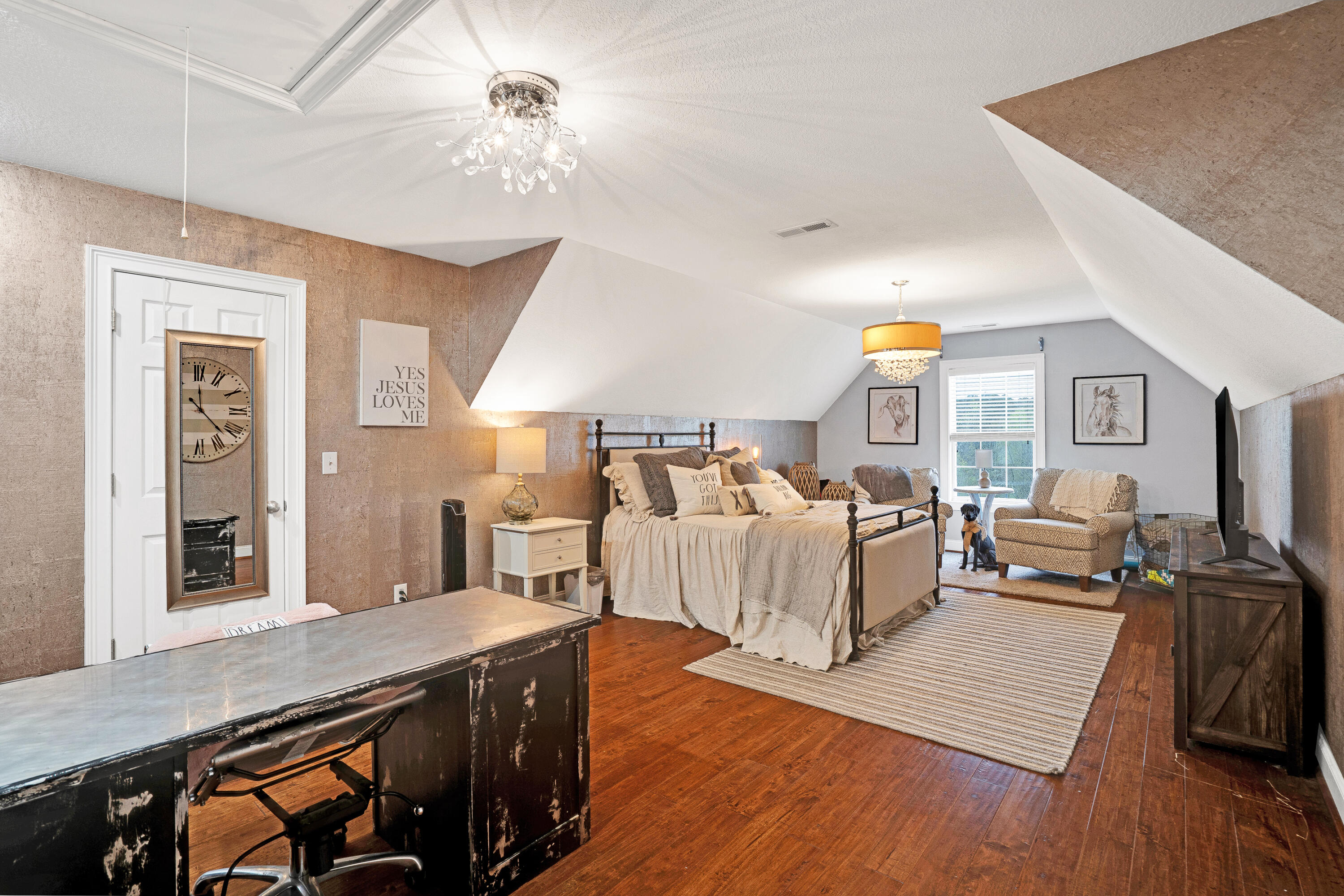 25 Deer Trail Drive