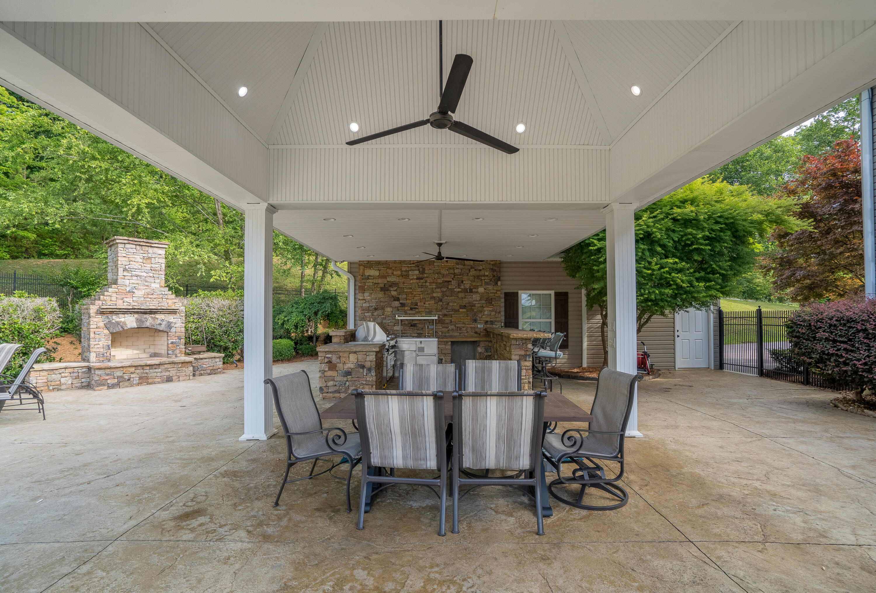 25 Deer Trail Drive