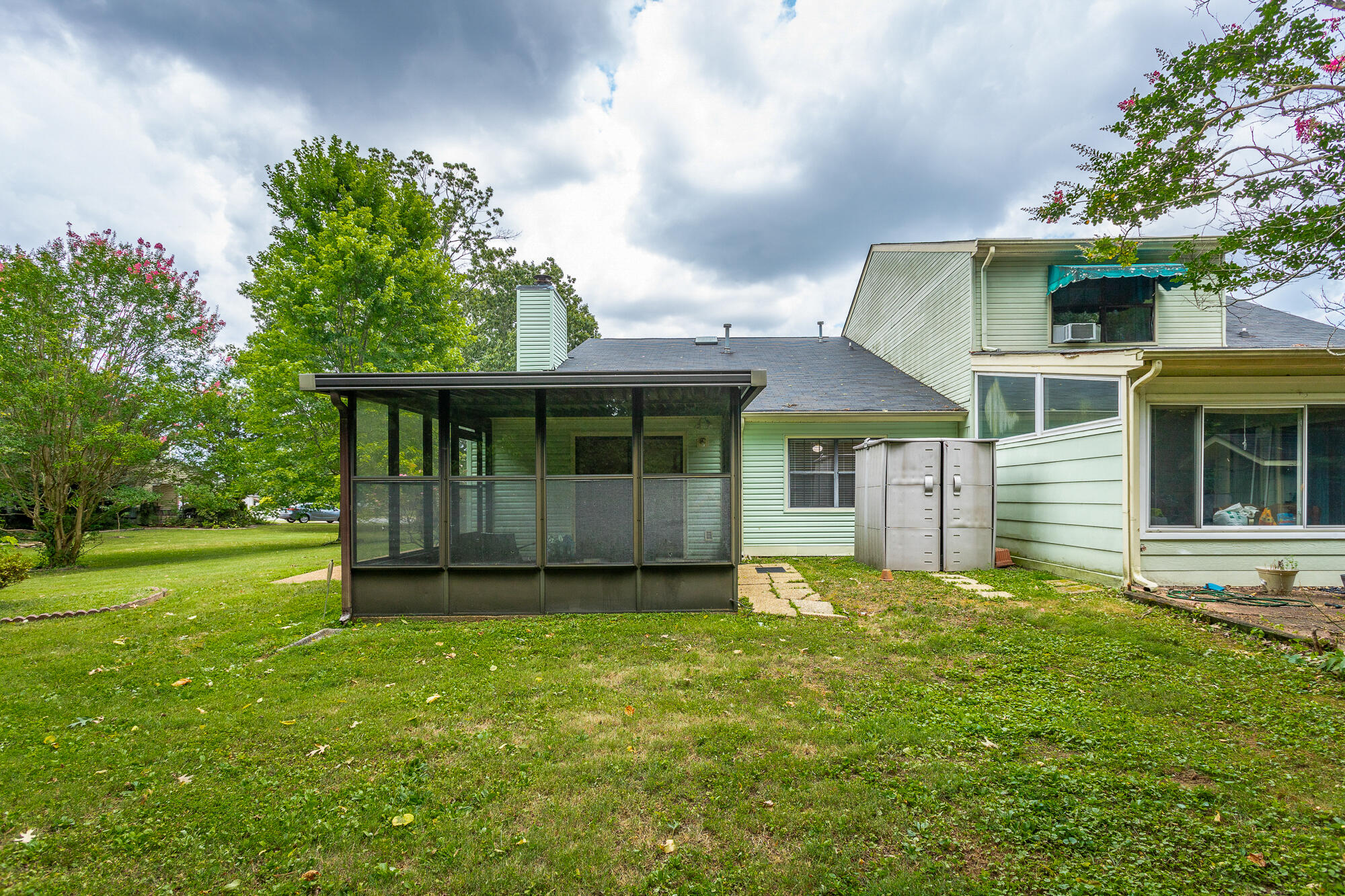 6571 Hickory Brook Road