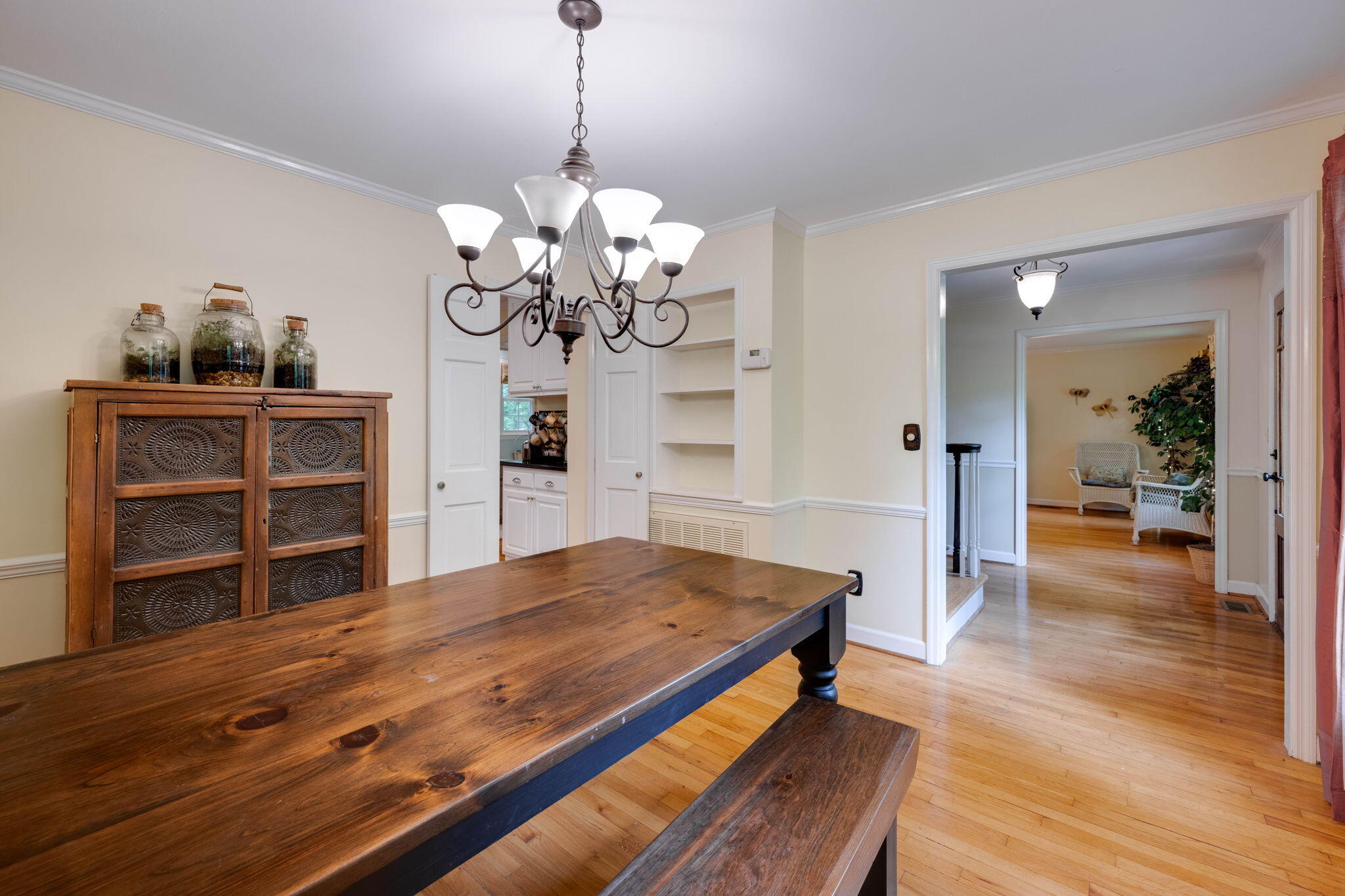 1236 Mountain Brook Circle