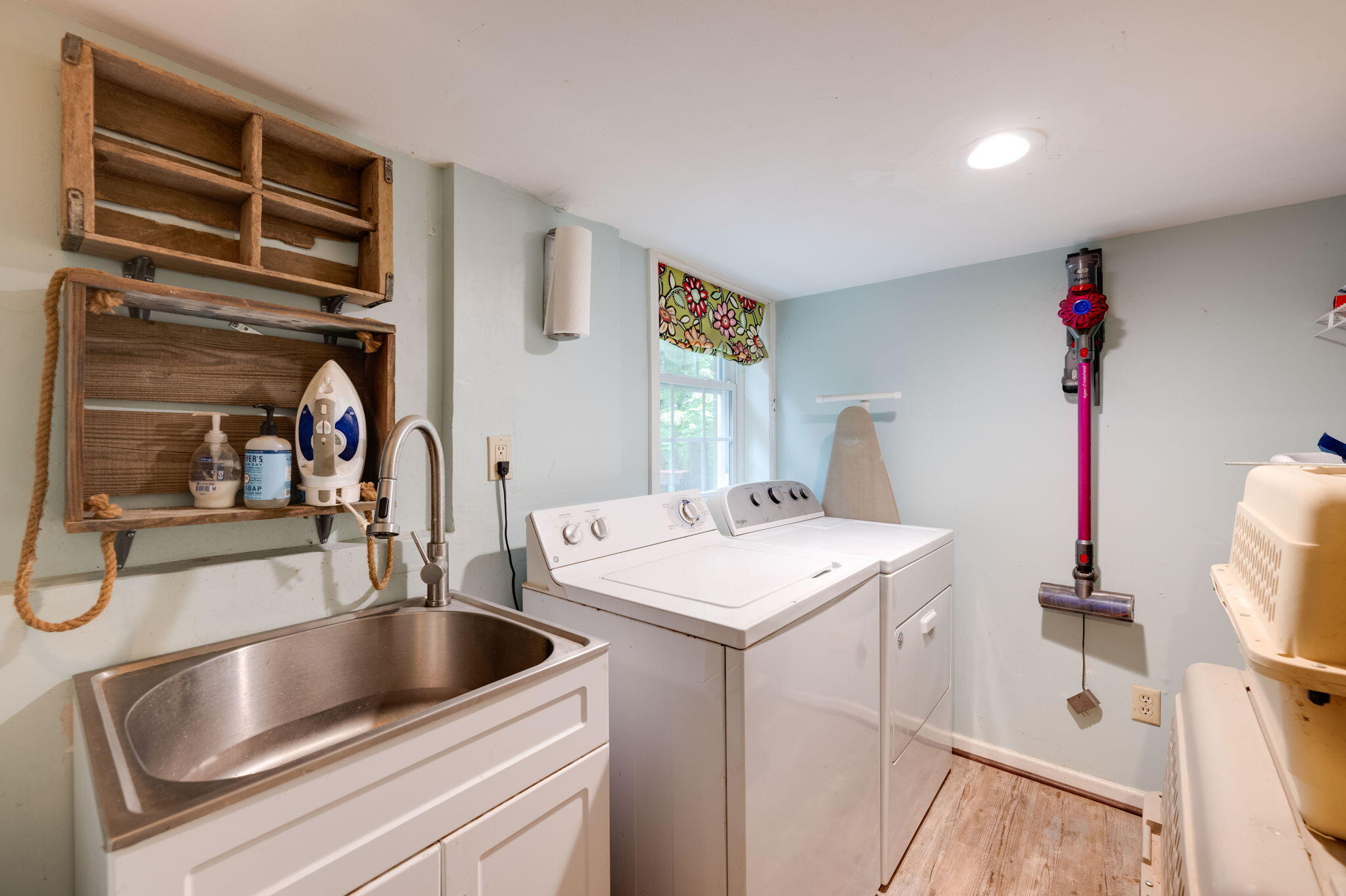 1236 Mountain Brook Circle
