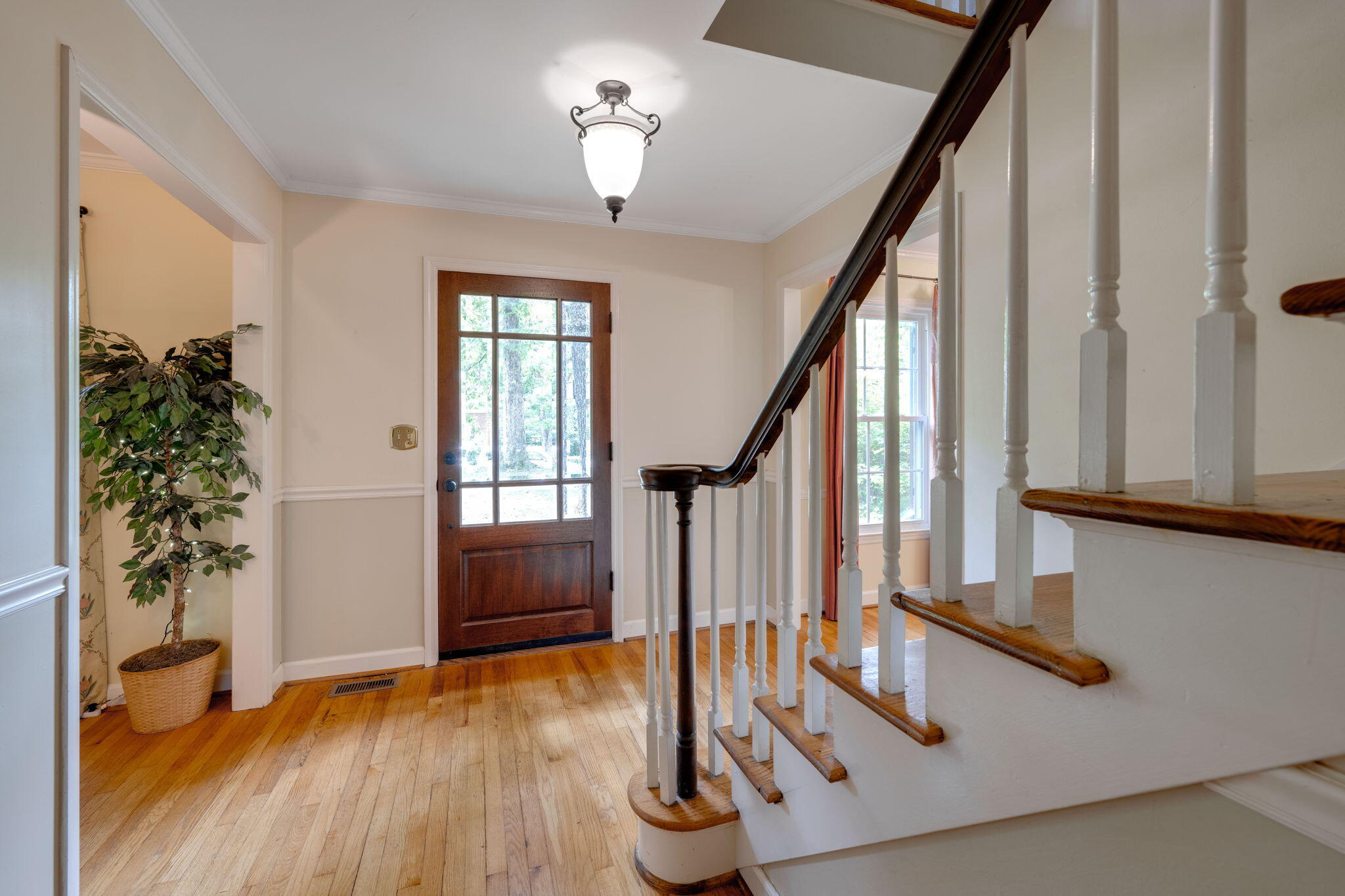 1236 Mountain Brook Circle