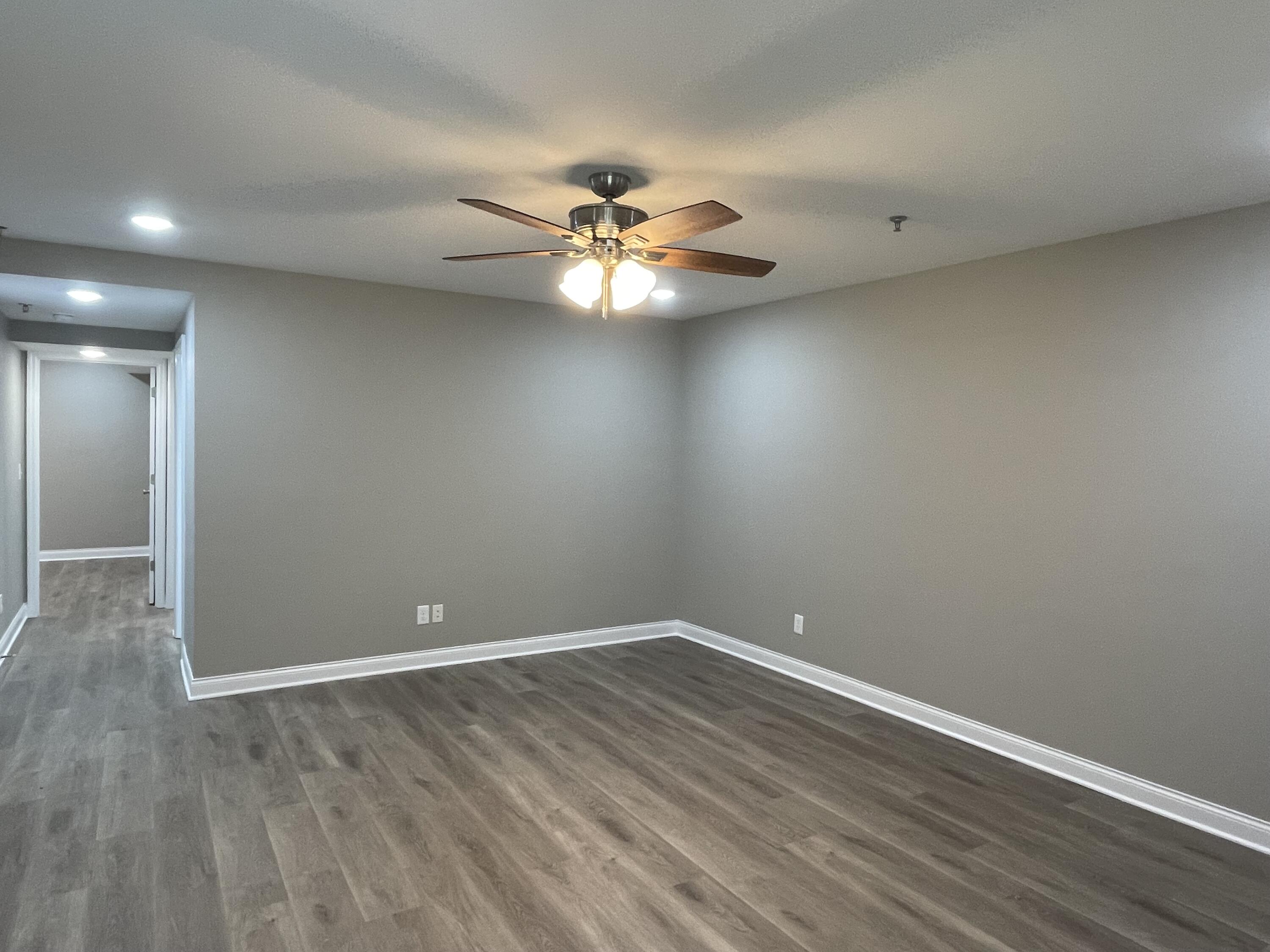 900 Mountain Creek Road, # 212