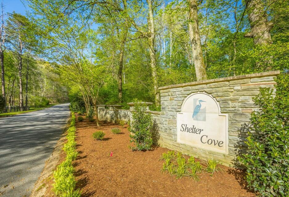 2000 River Bluff Drive