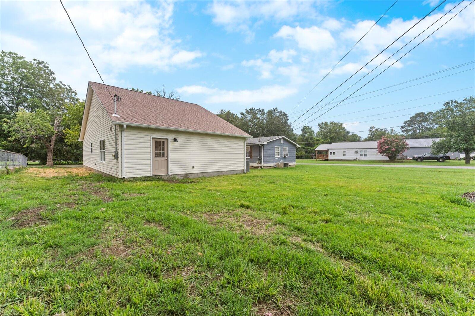 216 Oak Avenue