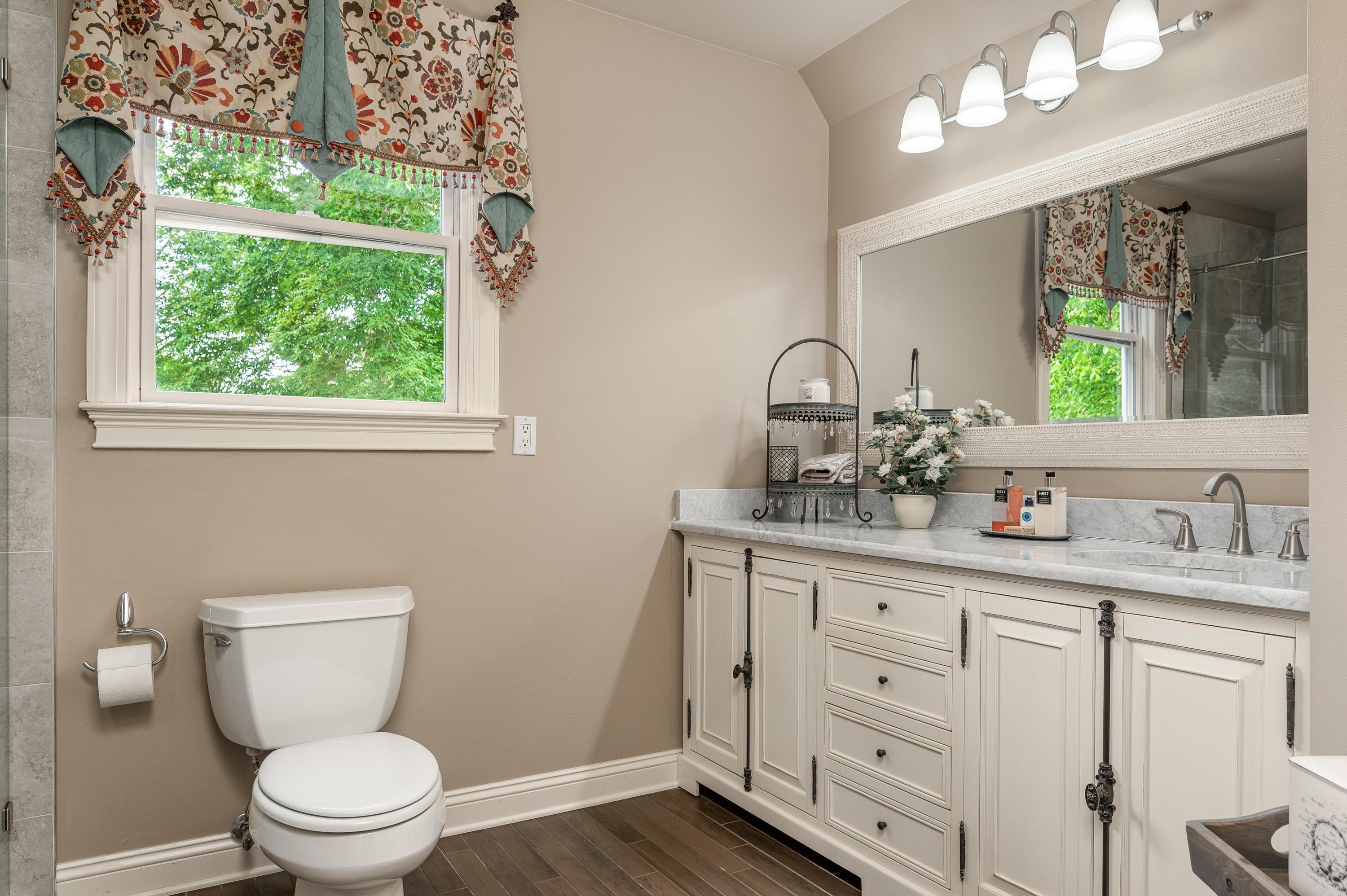 353 Bridgewater Drive, McDonald