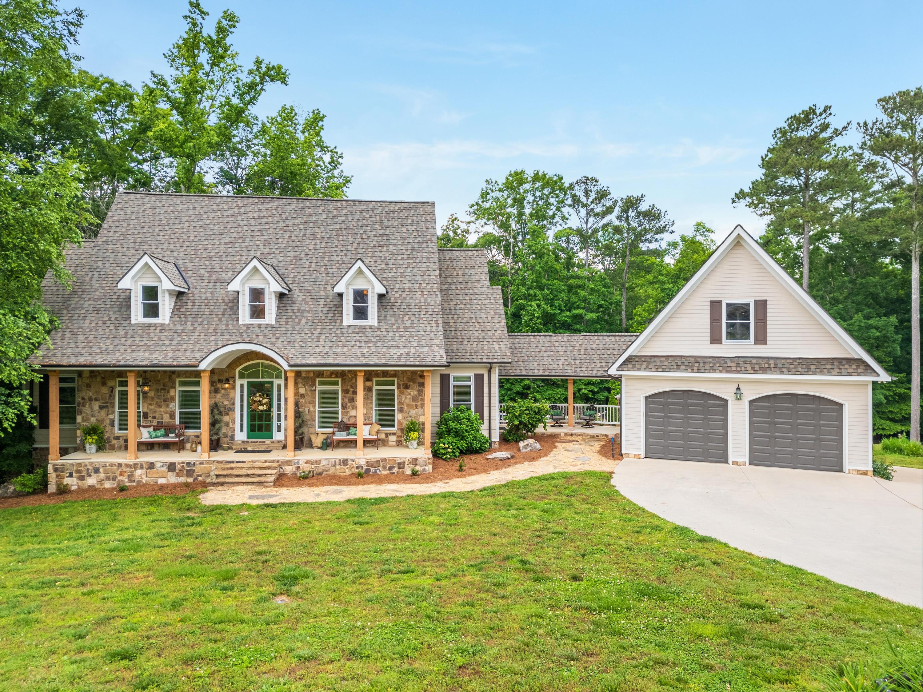 353 Bridgewater Drive, McDonald