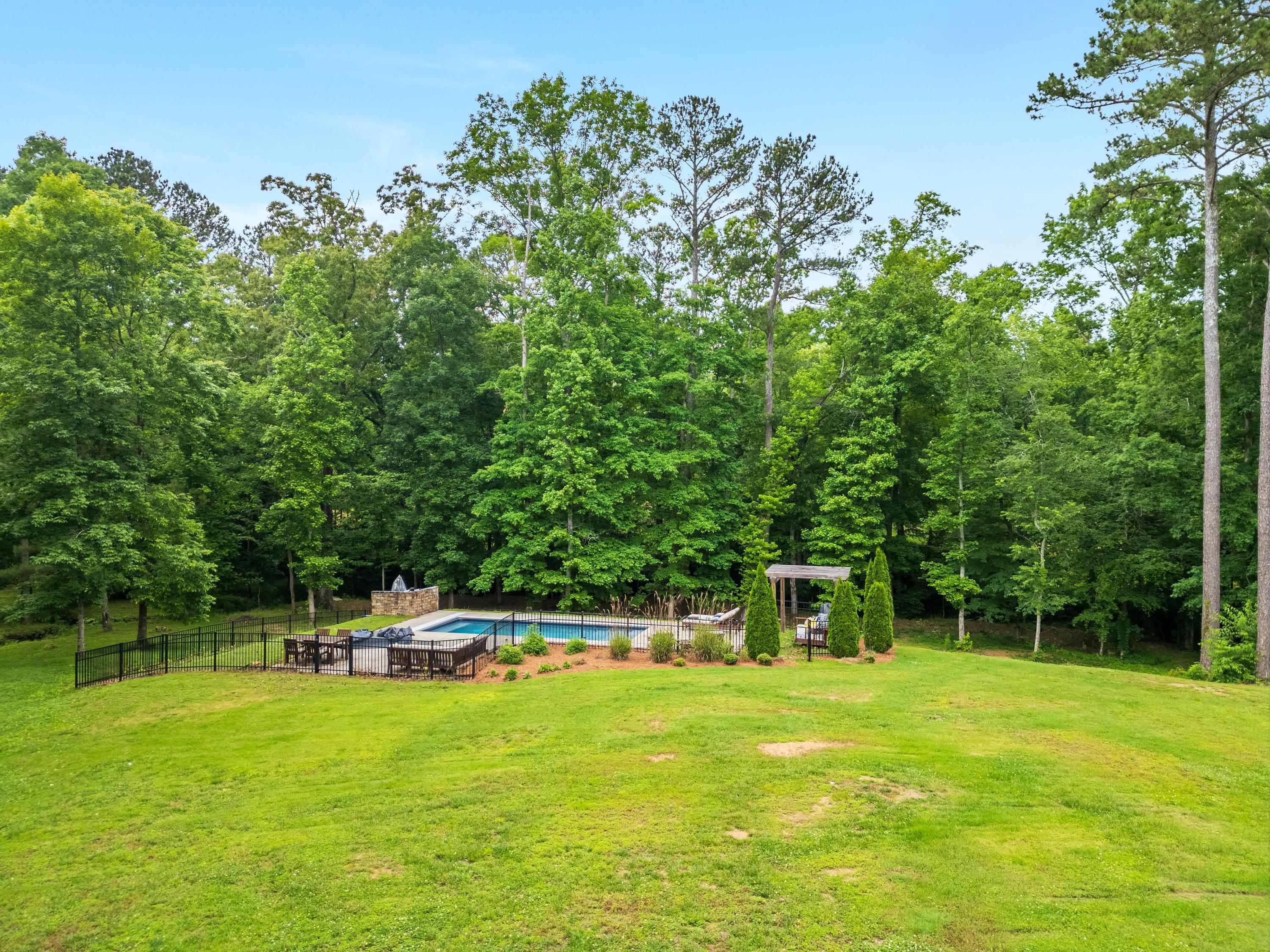 353 Bridgewater Drive, McDonald