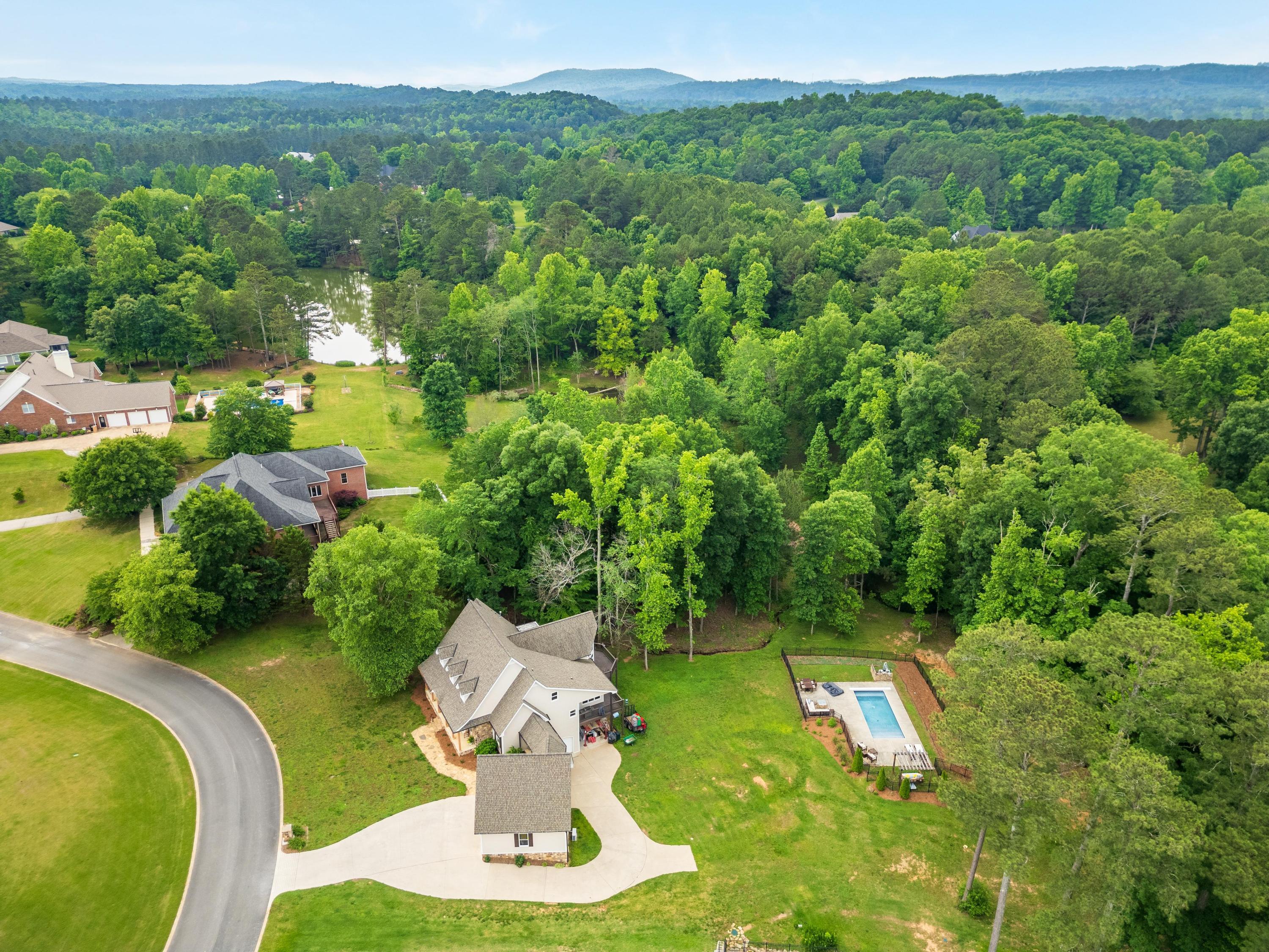 353 Bridgewater Drive, McDonald