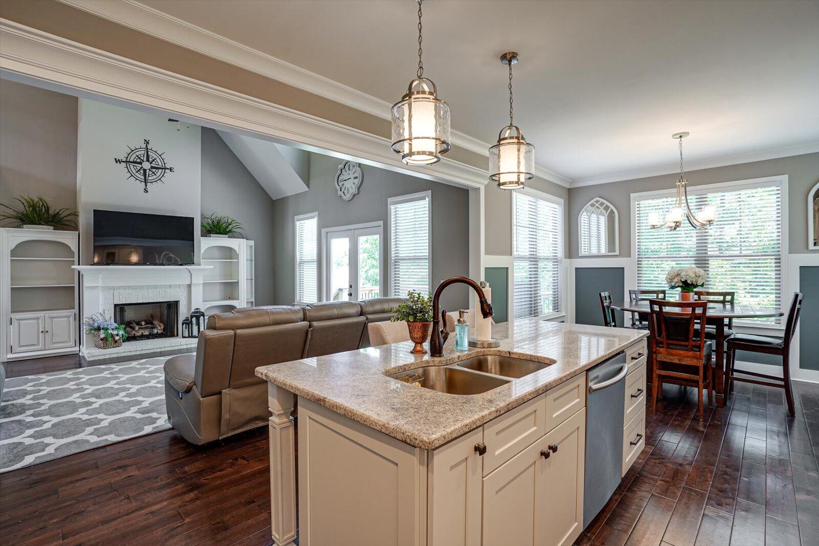 7146 Klingler Lane
