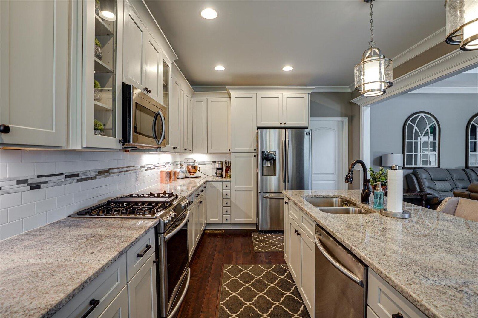 7146 Klingler Lane