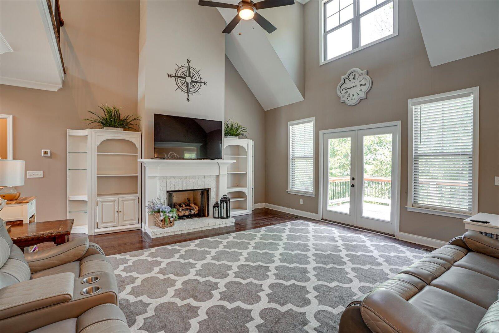 7146 Klingler Lane