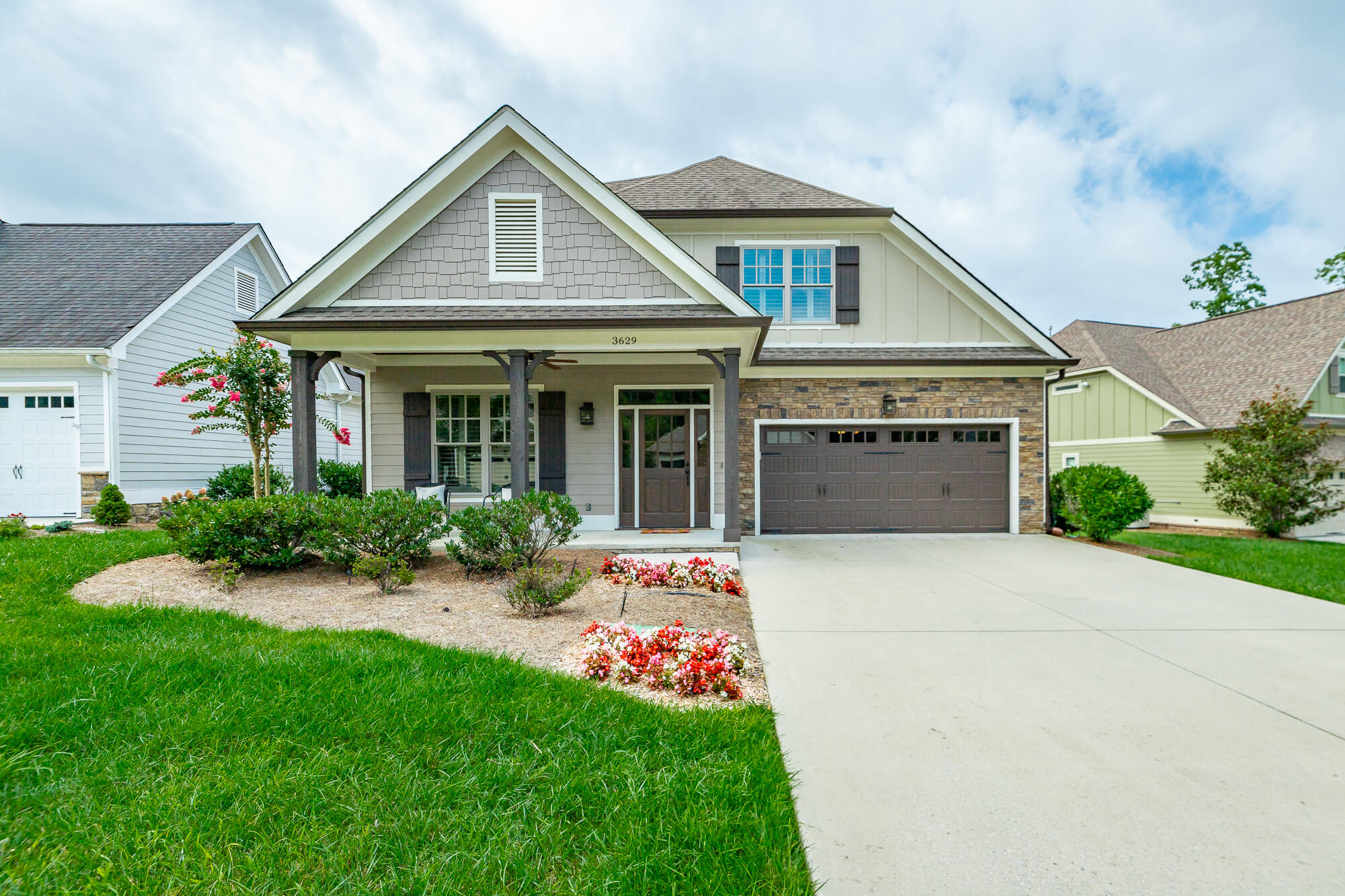 3629 Scarlet Maple Court