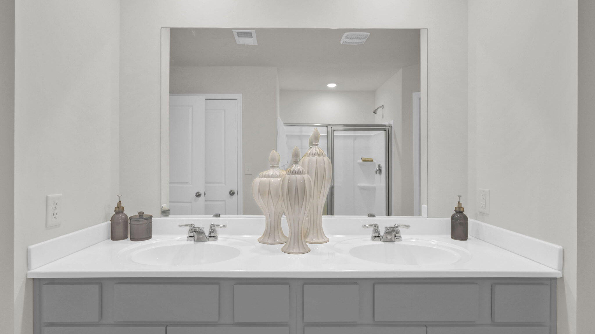 8134 Watercolour Lane