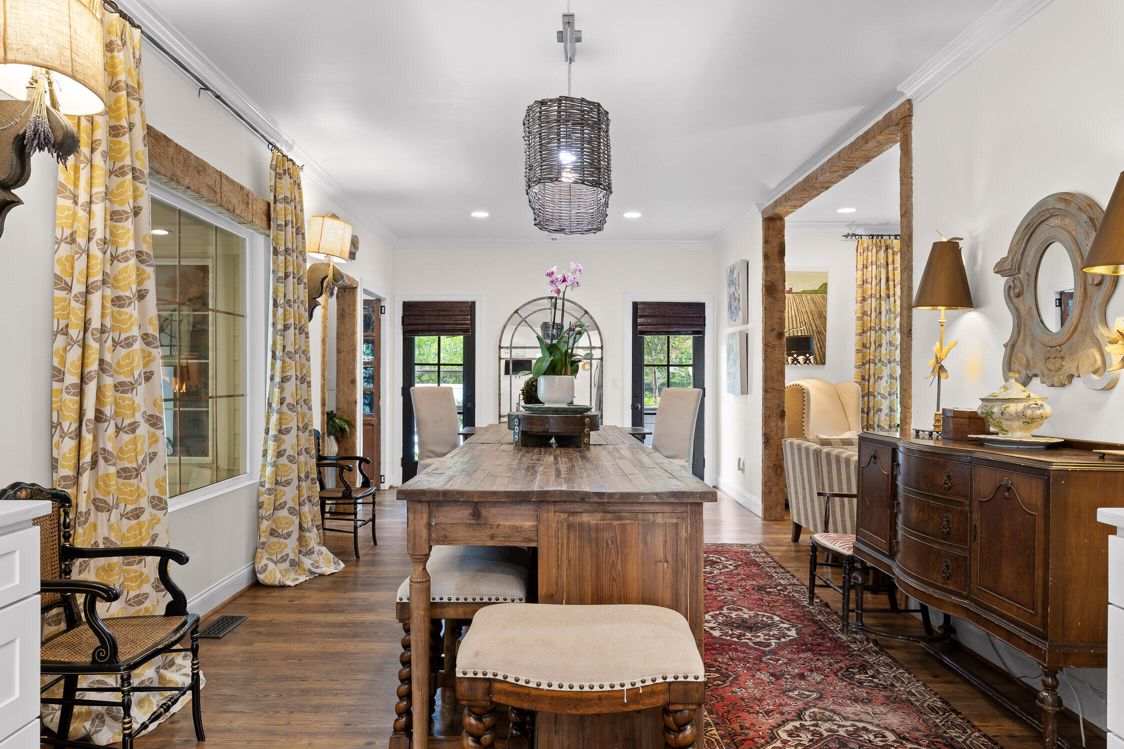 8365 Glenshire Lane