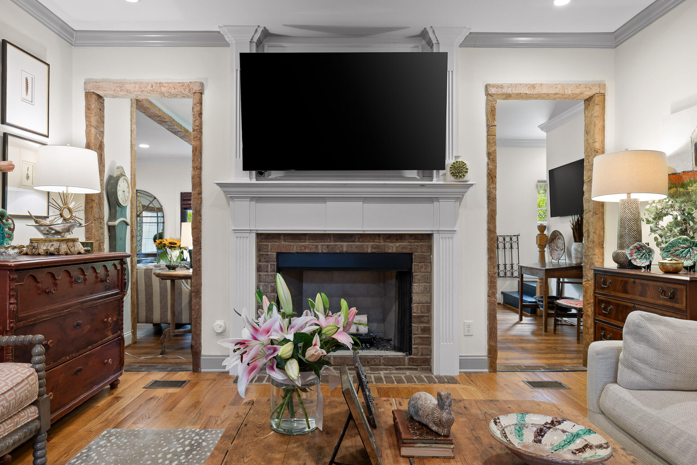 8365 Glenshire Lane