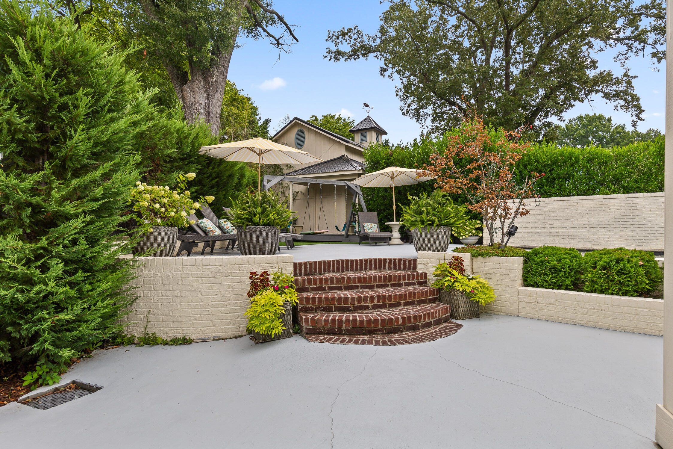 8365 Glenshire Lane