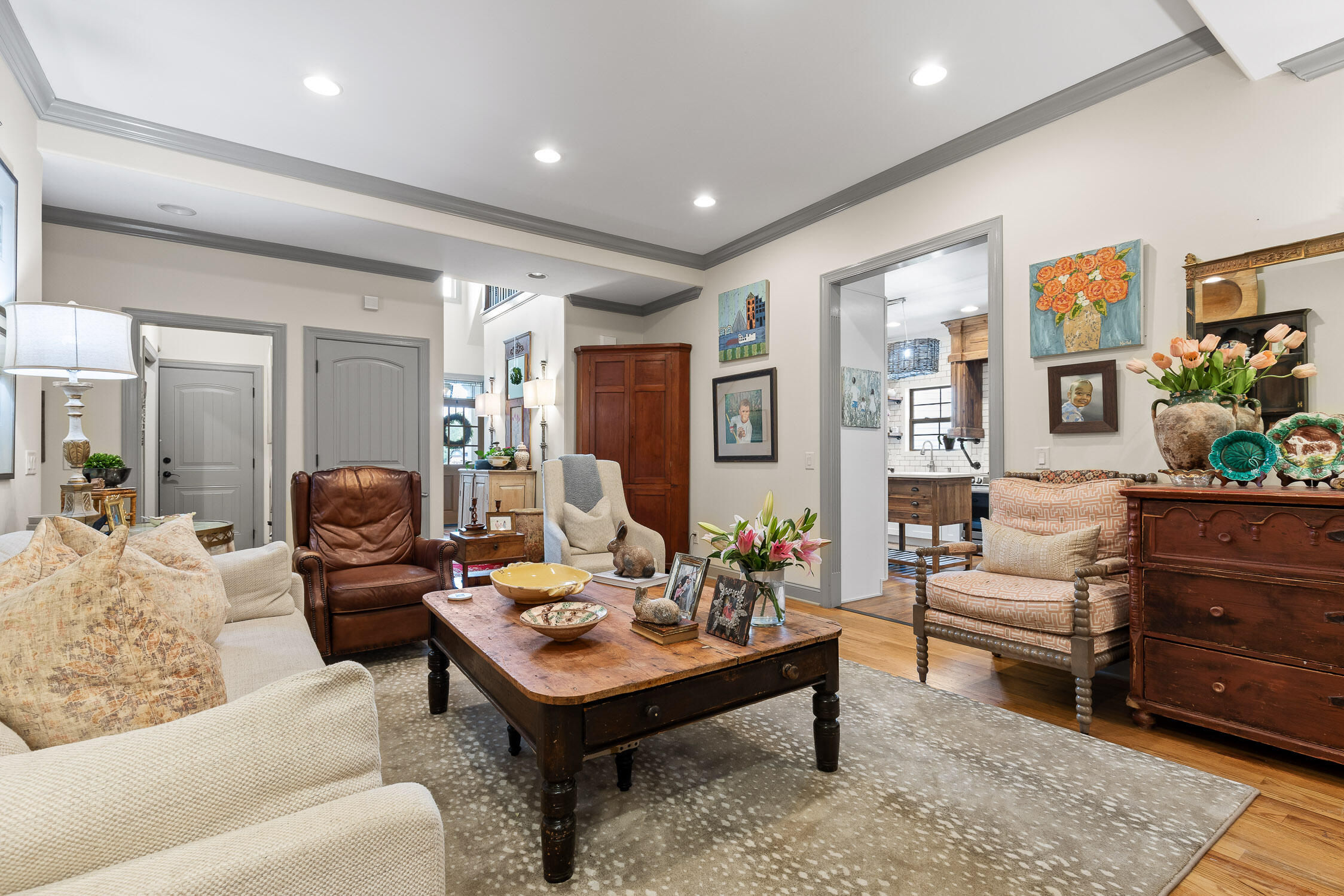 8365 Glenshire Lane