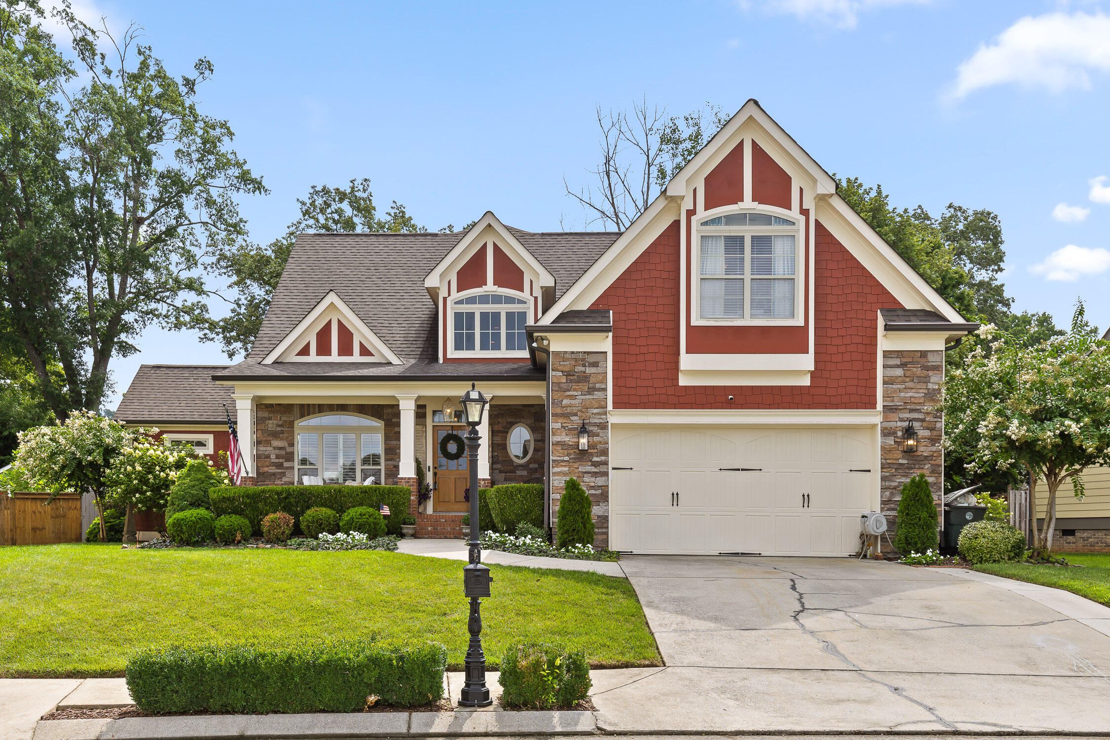 8365 Glenshire Lane