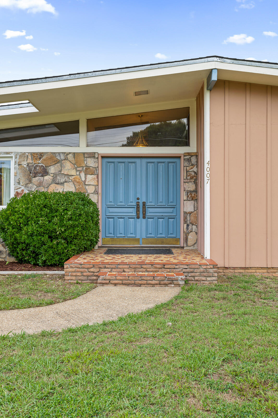 4007 Webb Road