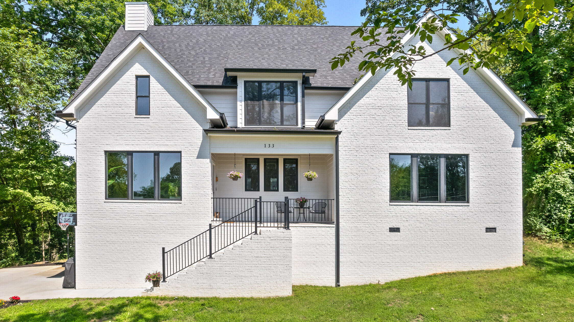 133 Flora Circle