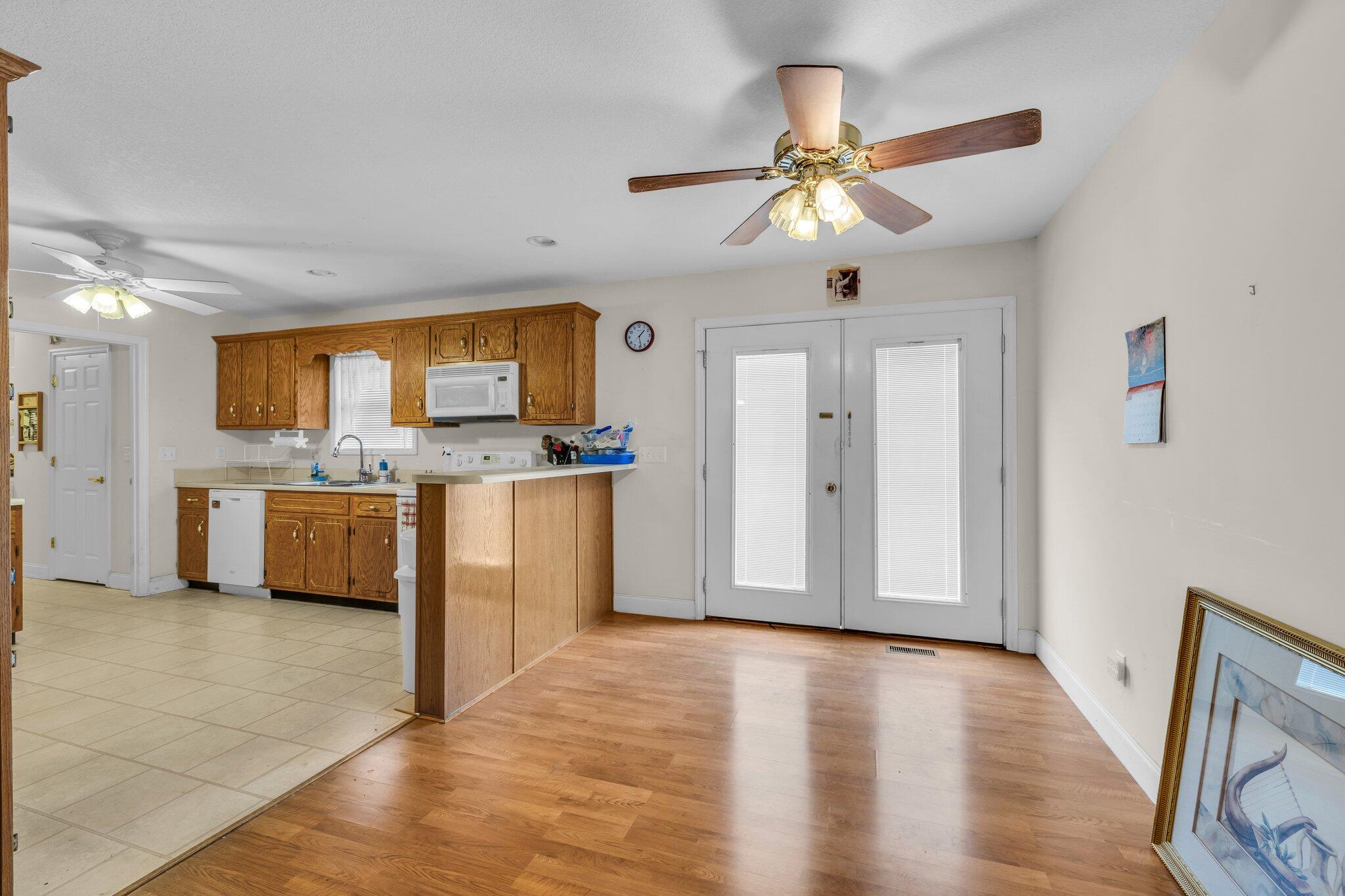 883 N Pryor Cove Road