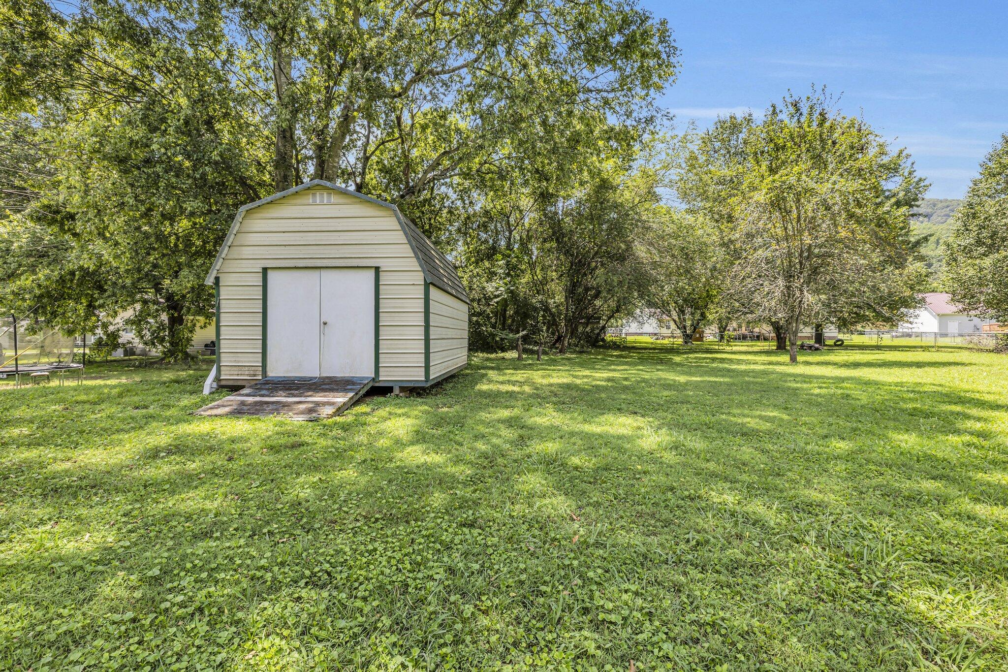 883 N Pryor Cove Road
