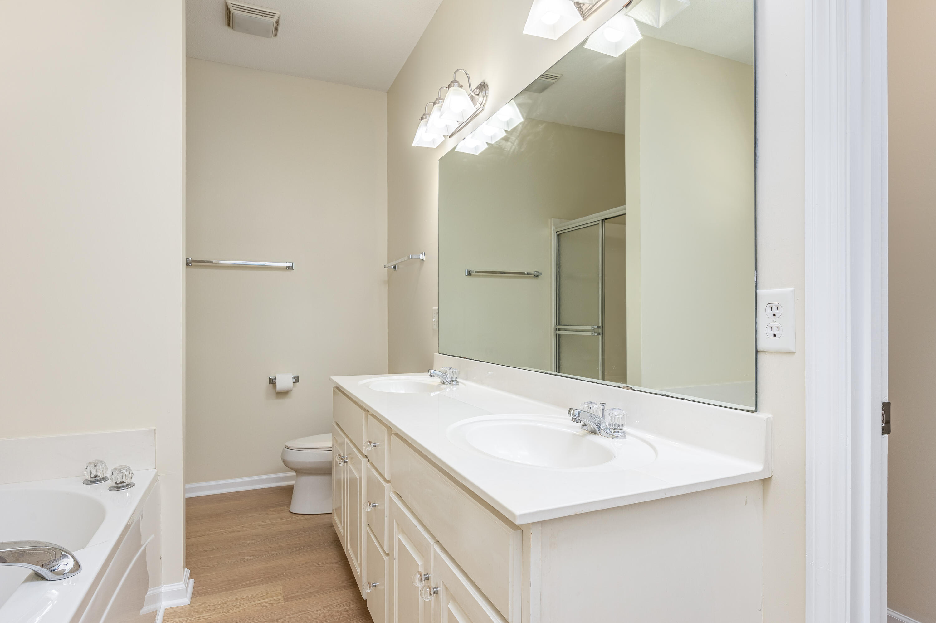 501 Cloudview Lane
