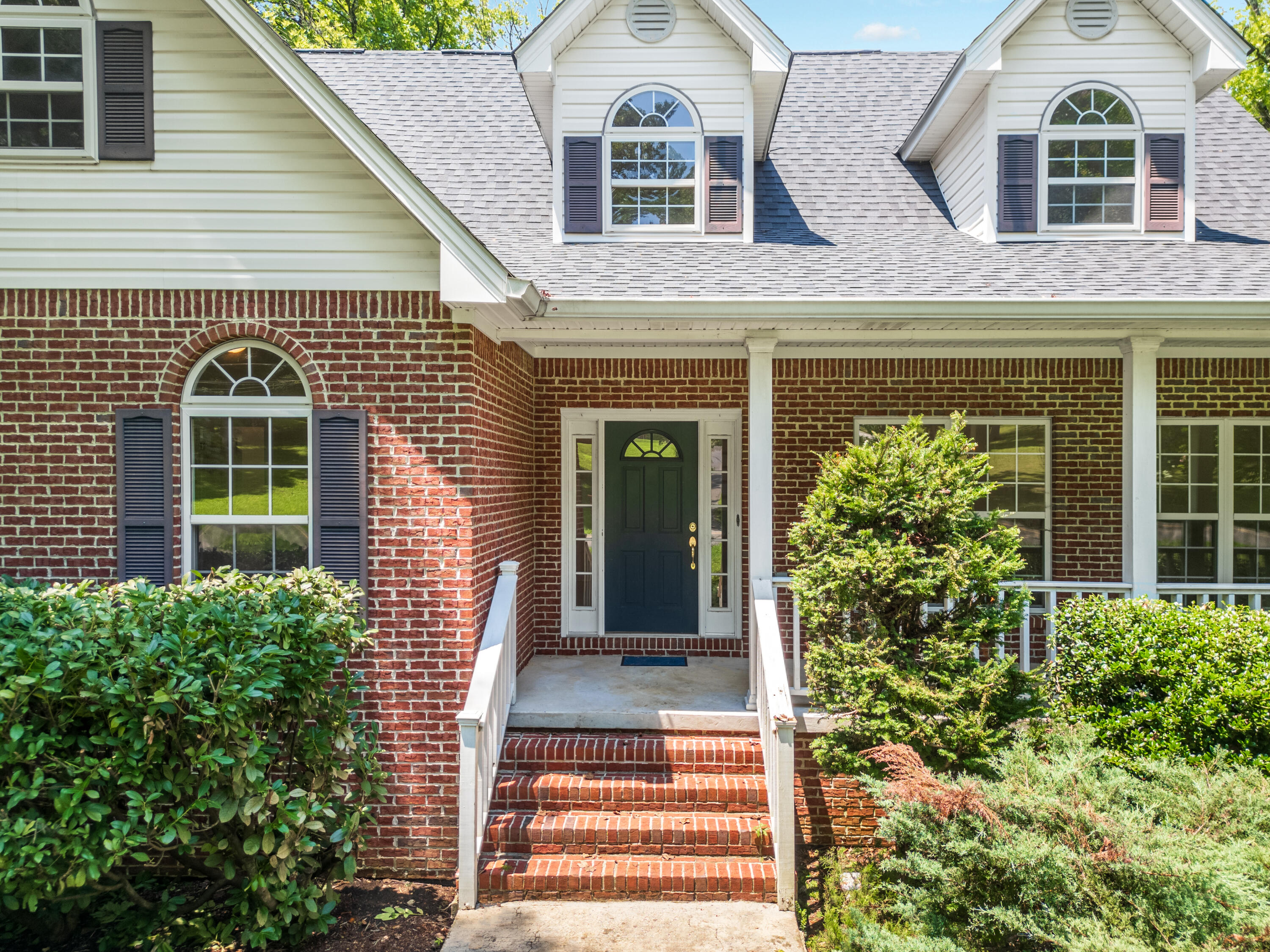501 Cloudview Lane
