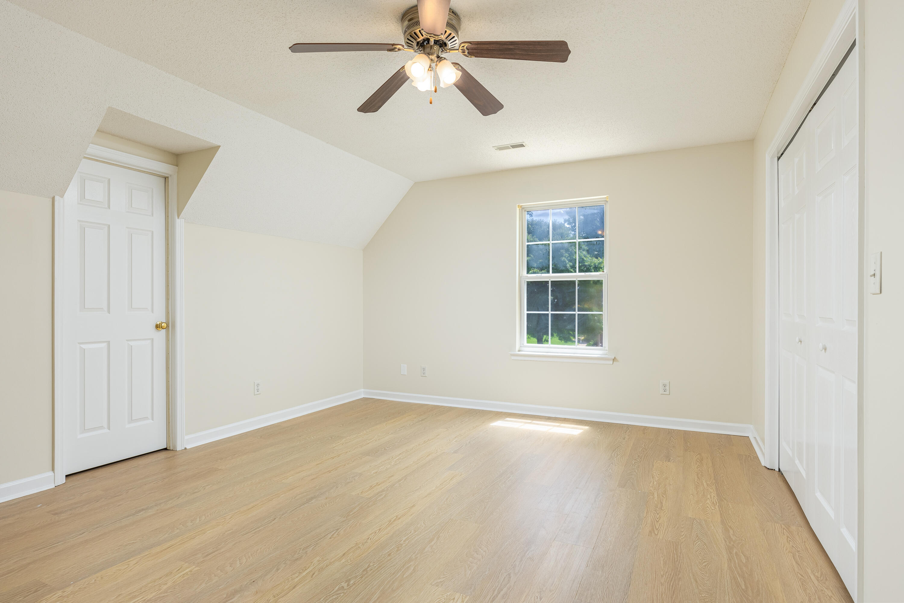 501 Cloudview Lane