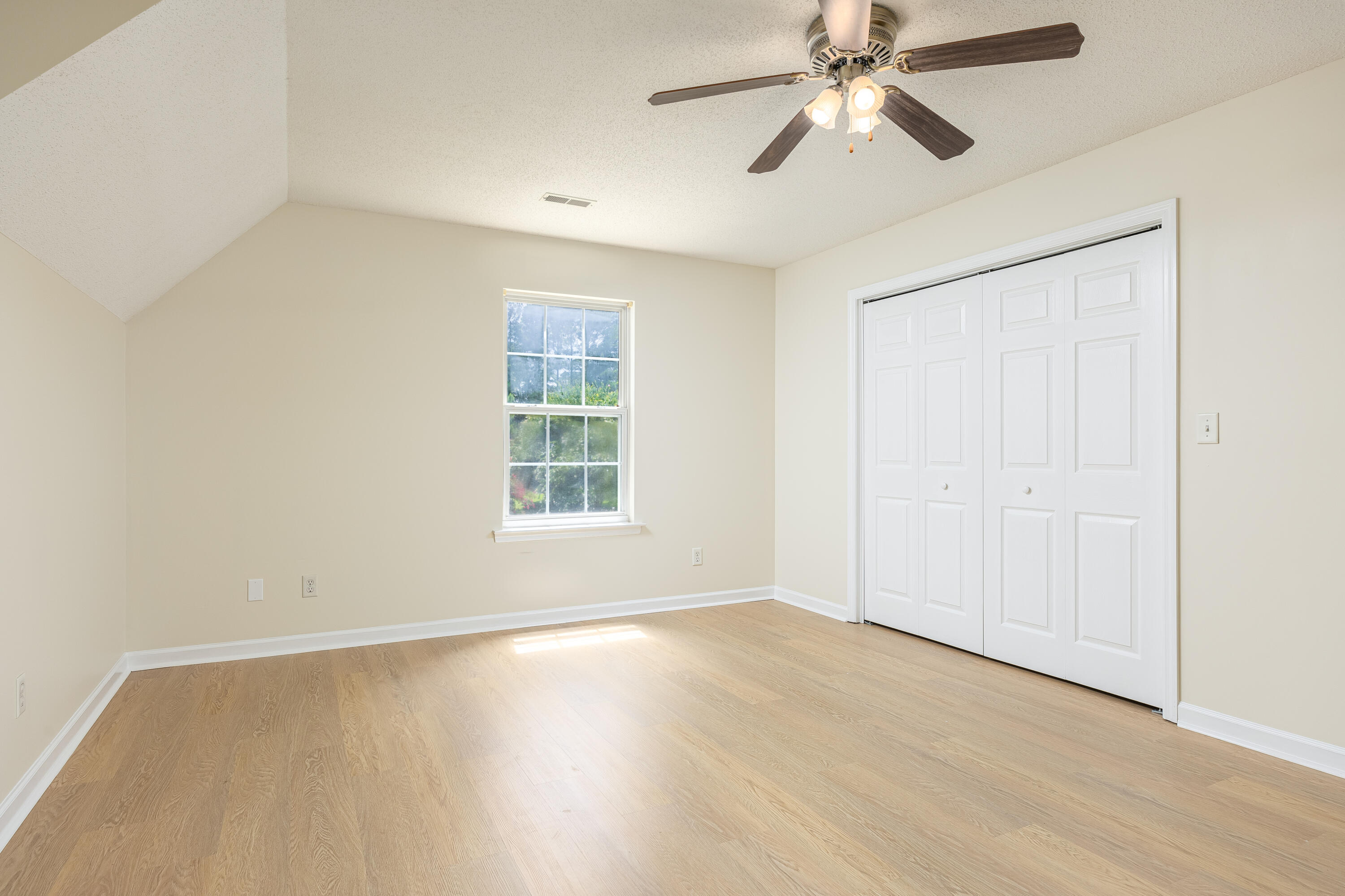 501 Cloudview Lane