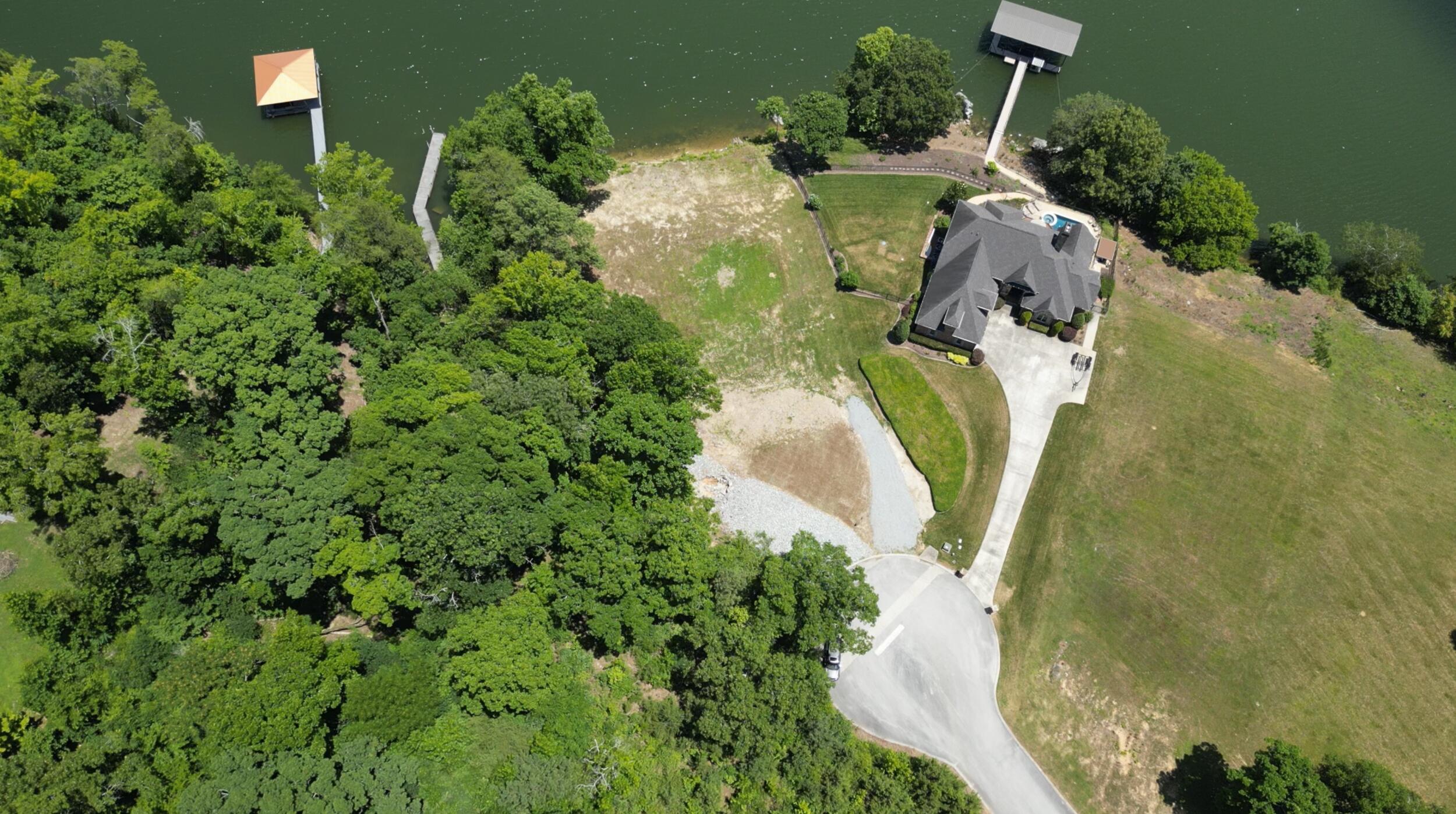 2487 Burton Road
