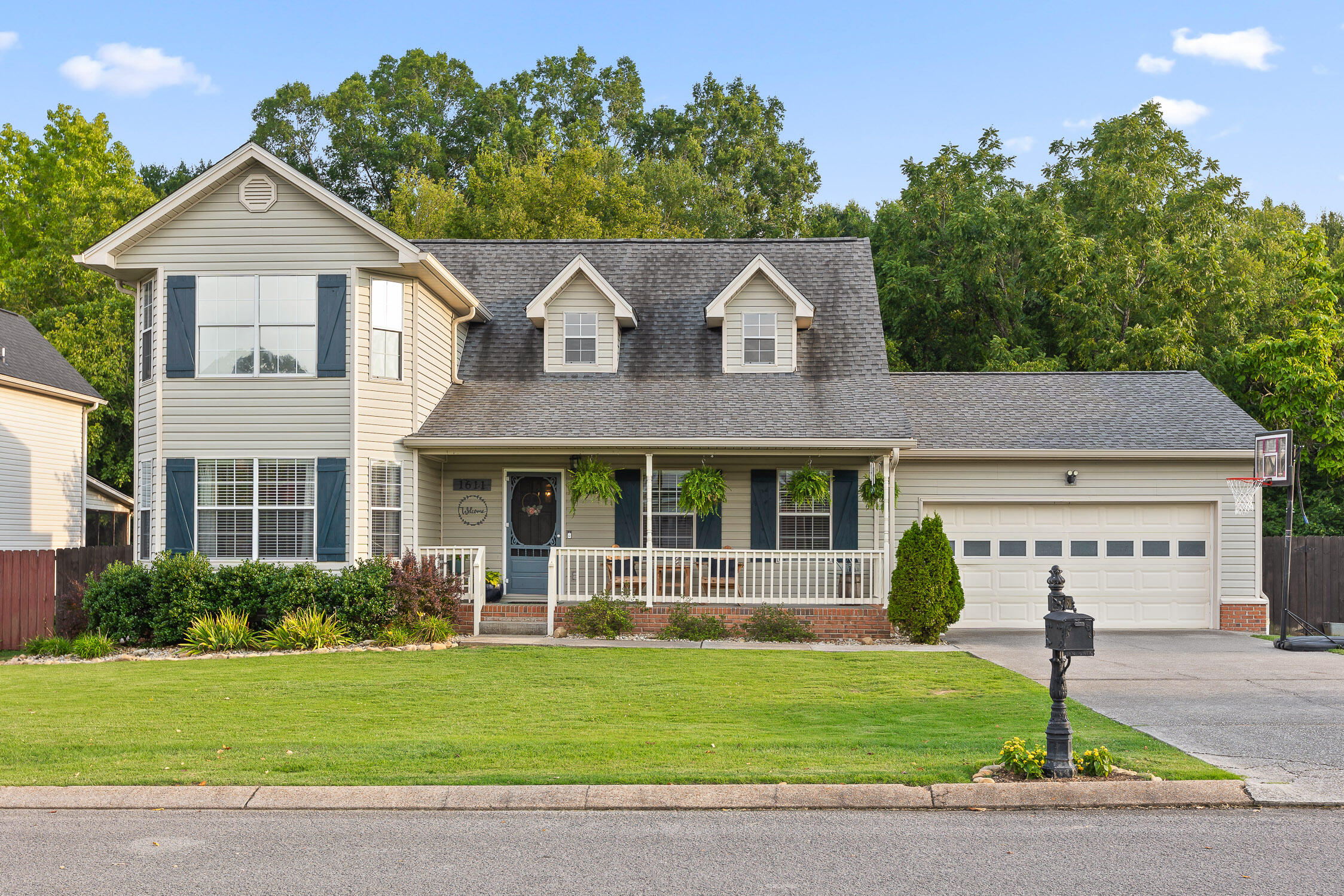 1611 Chase Meadows Circle