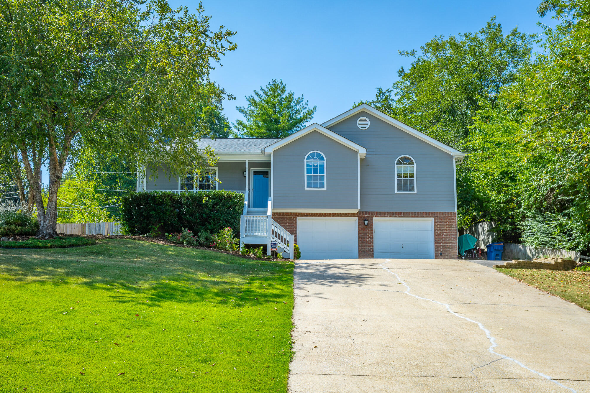 4831 Hillsdale Circle