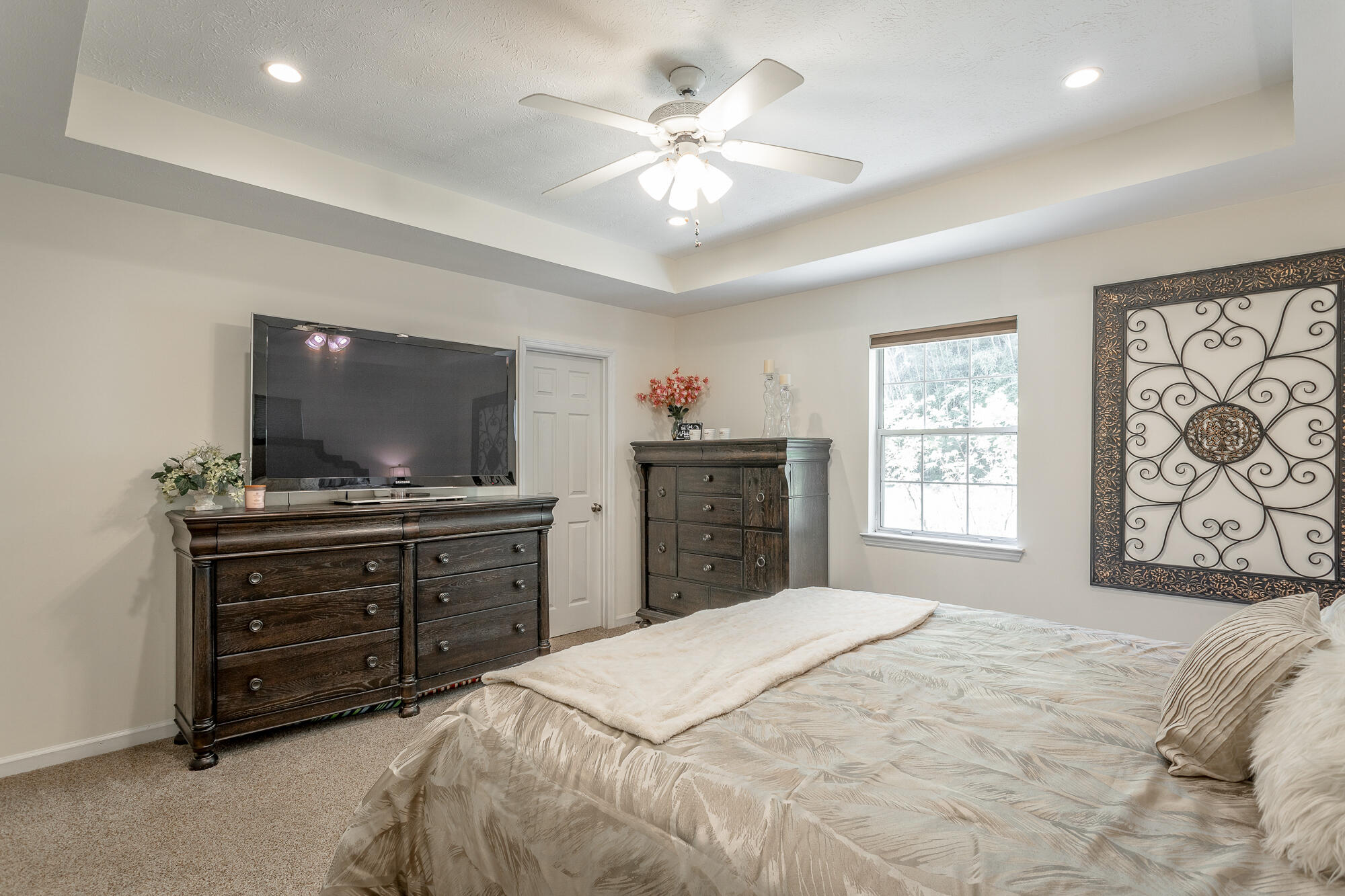 4831 Hillsdale Circle