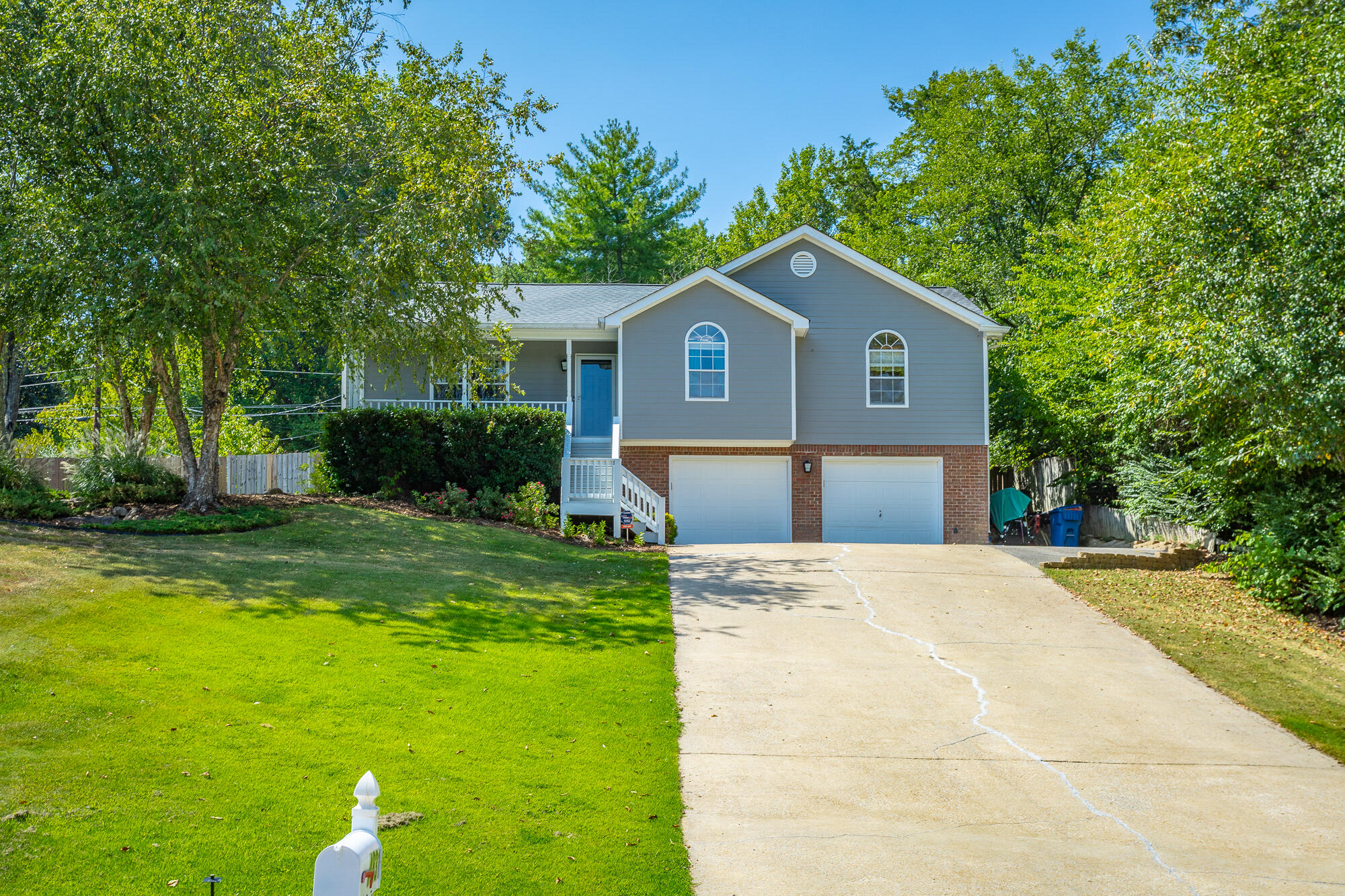4831 Hillsdale Circle