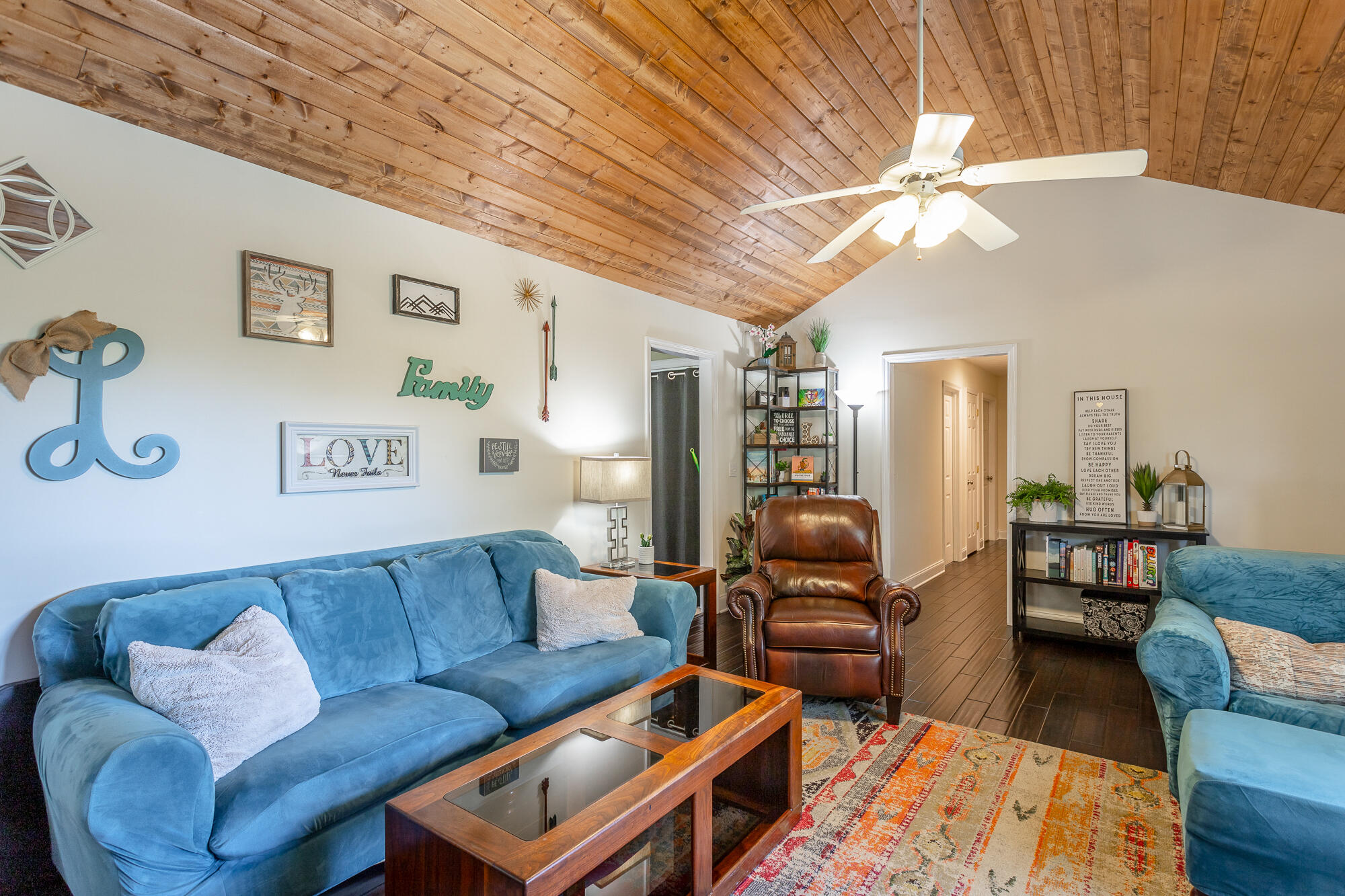 4831 Hillsdale Circle