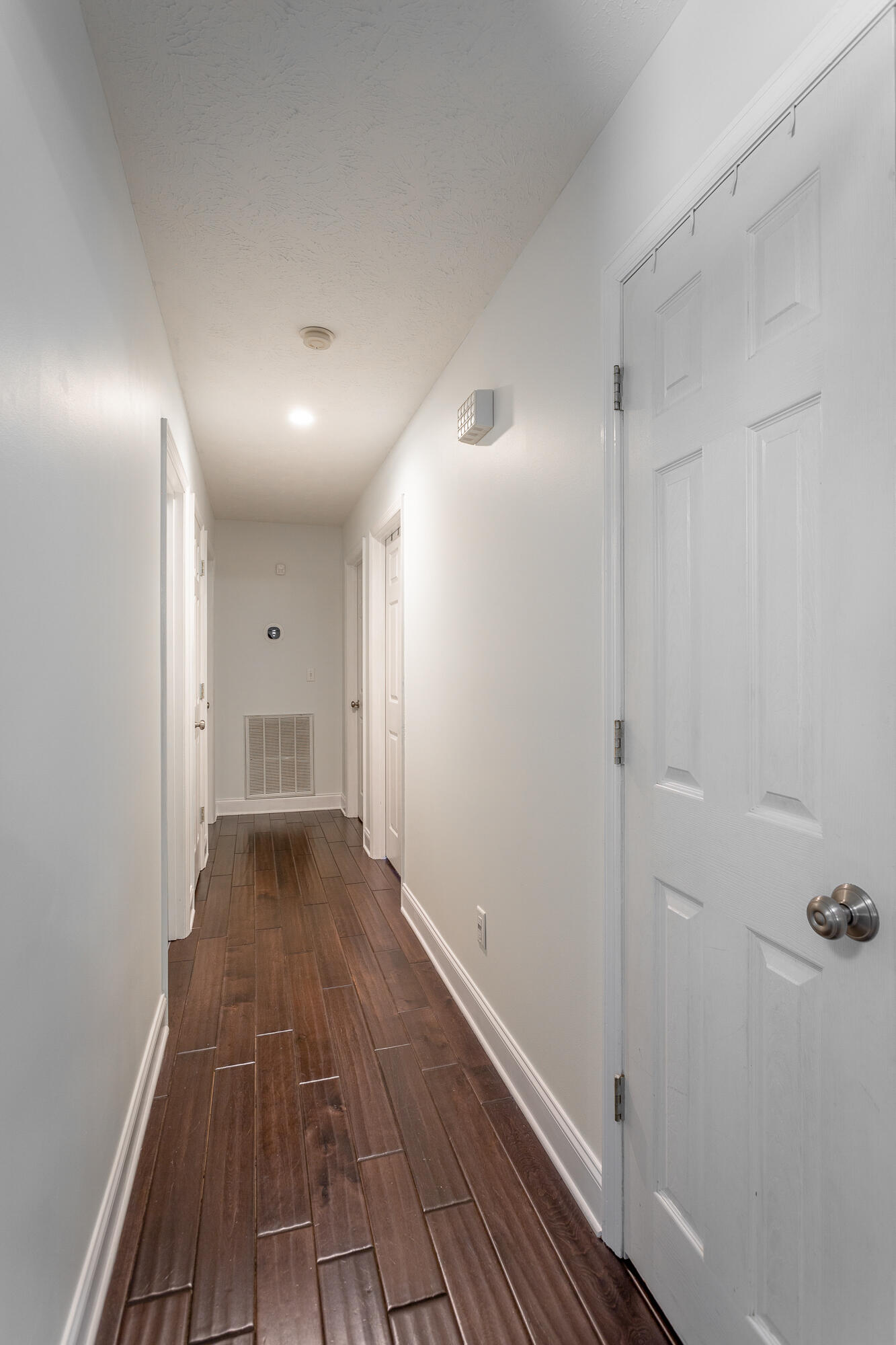 4831 Hillsdale Circle
