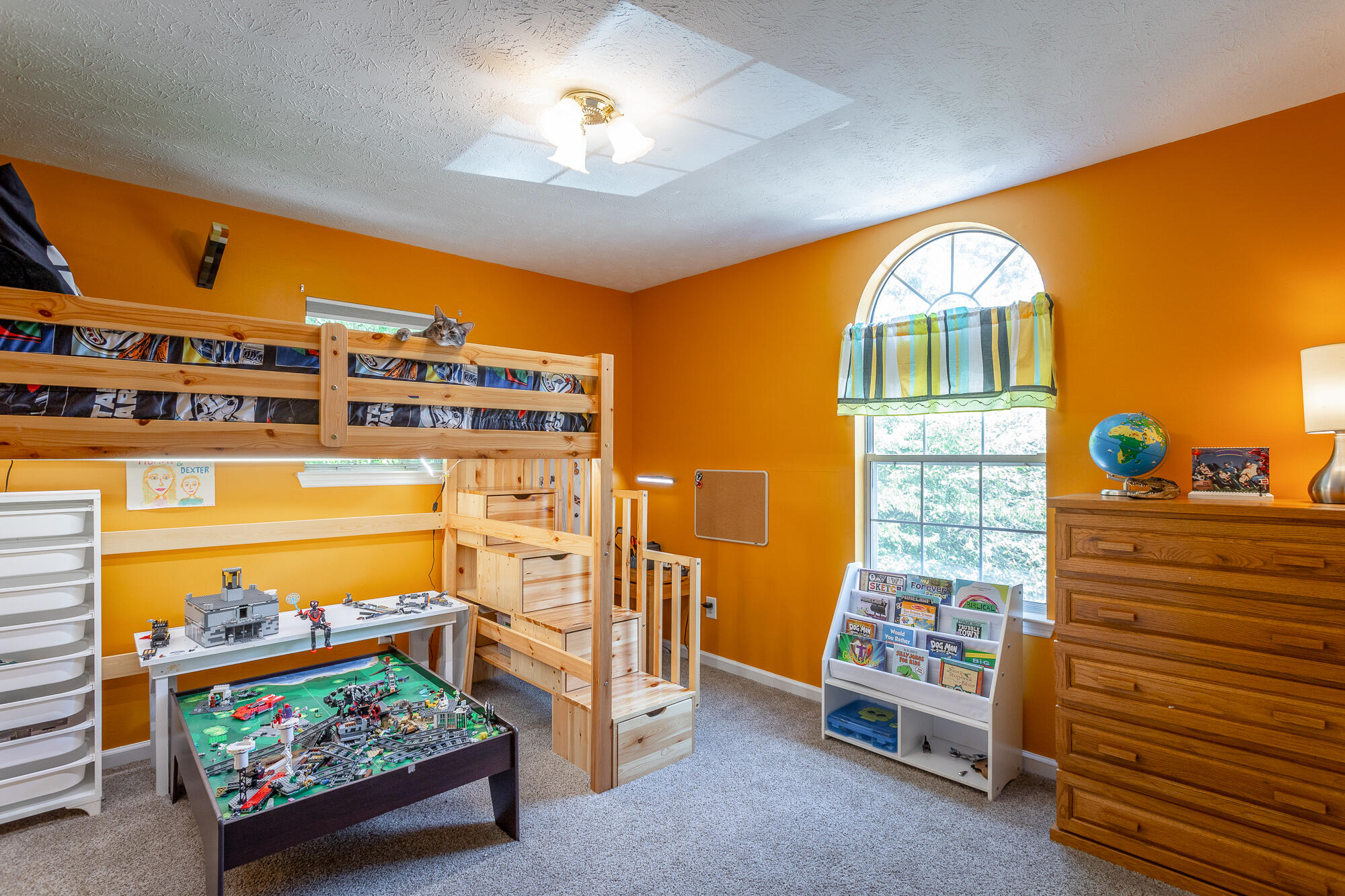 4831 Hillsdale Circle