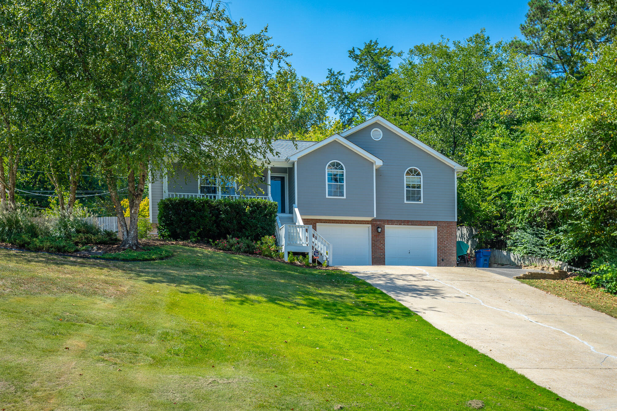 4831 Hillsdale Circle