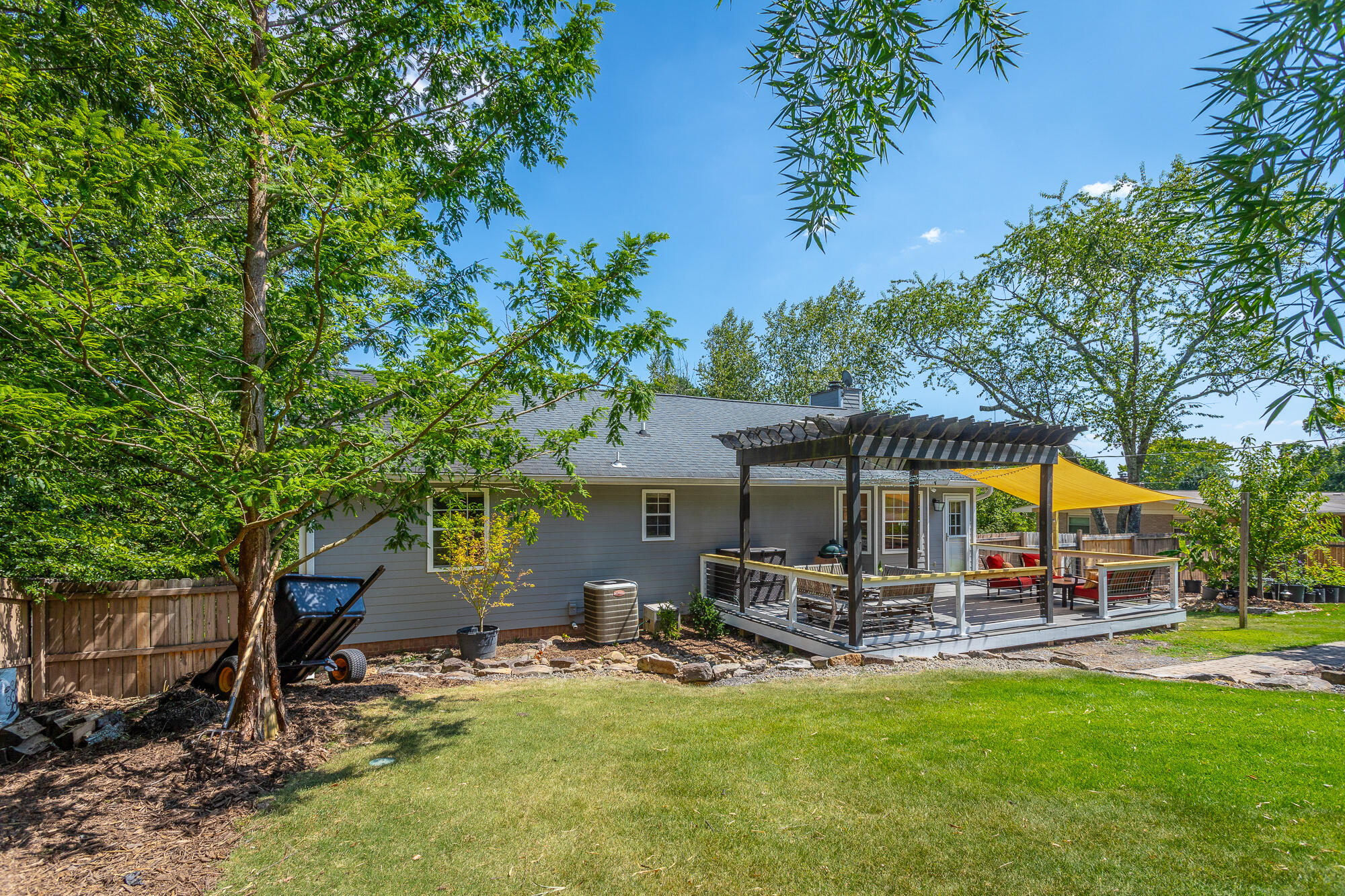 4831 Hillsdale Circle