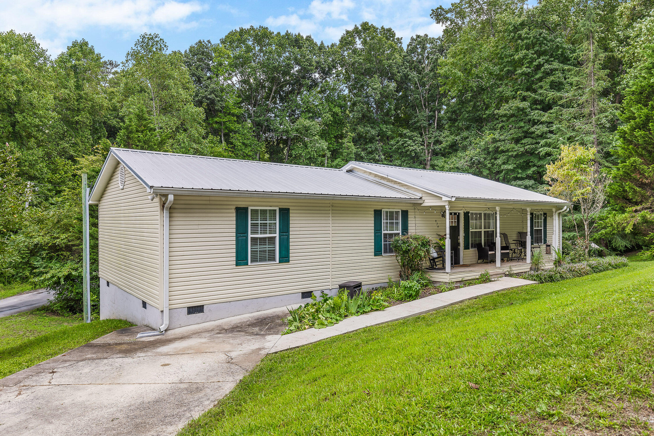 974 Indian Hills Drive