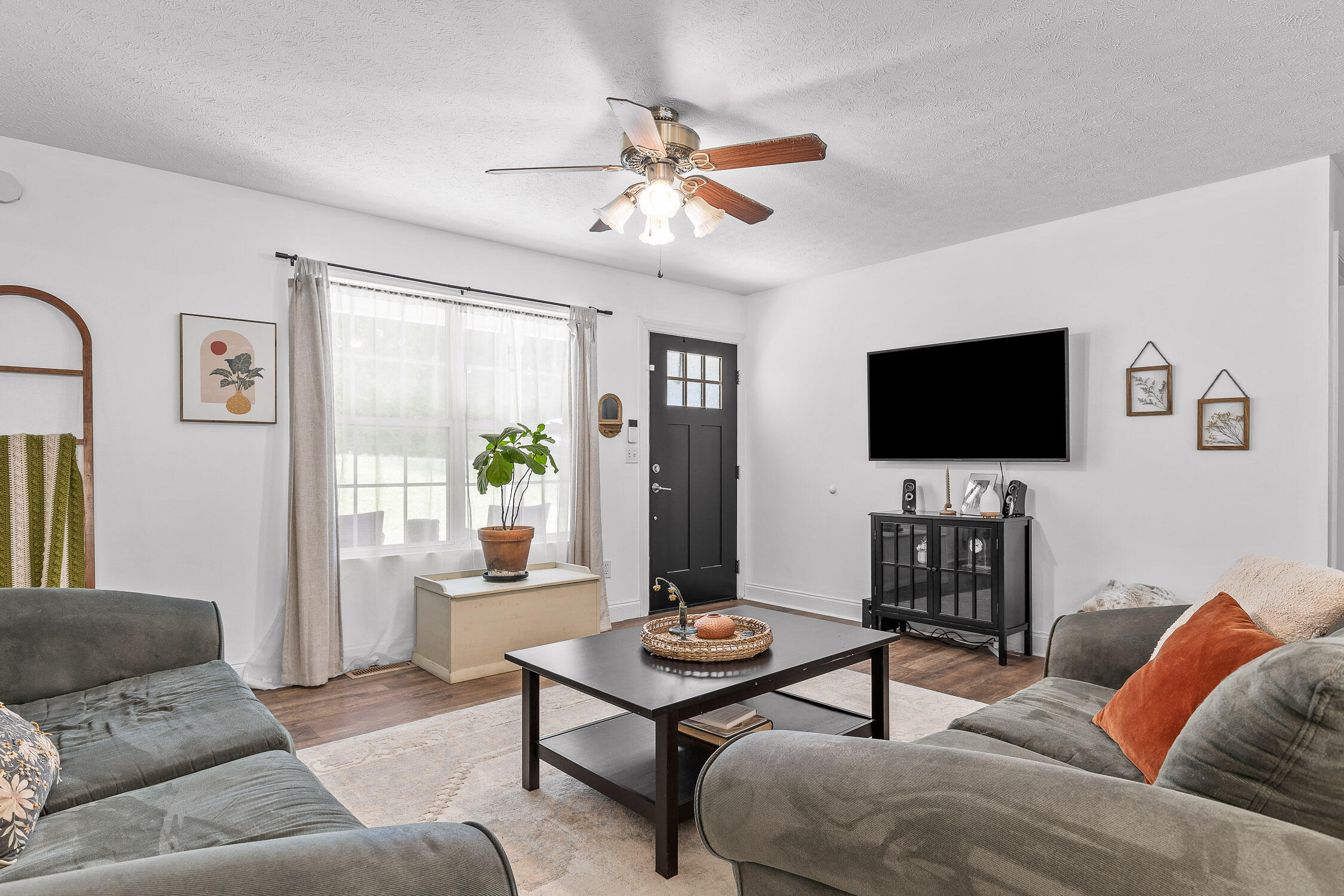 974 Indian Hills Drive