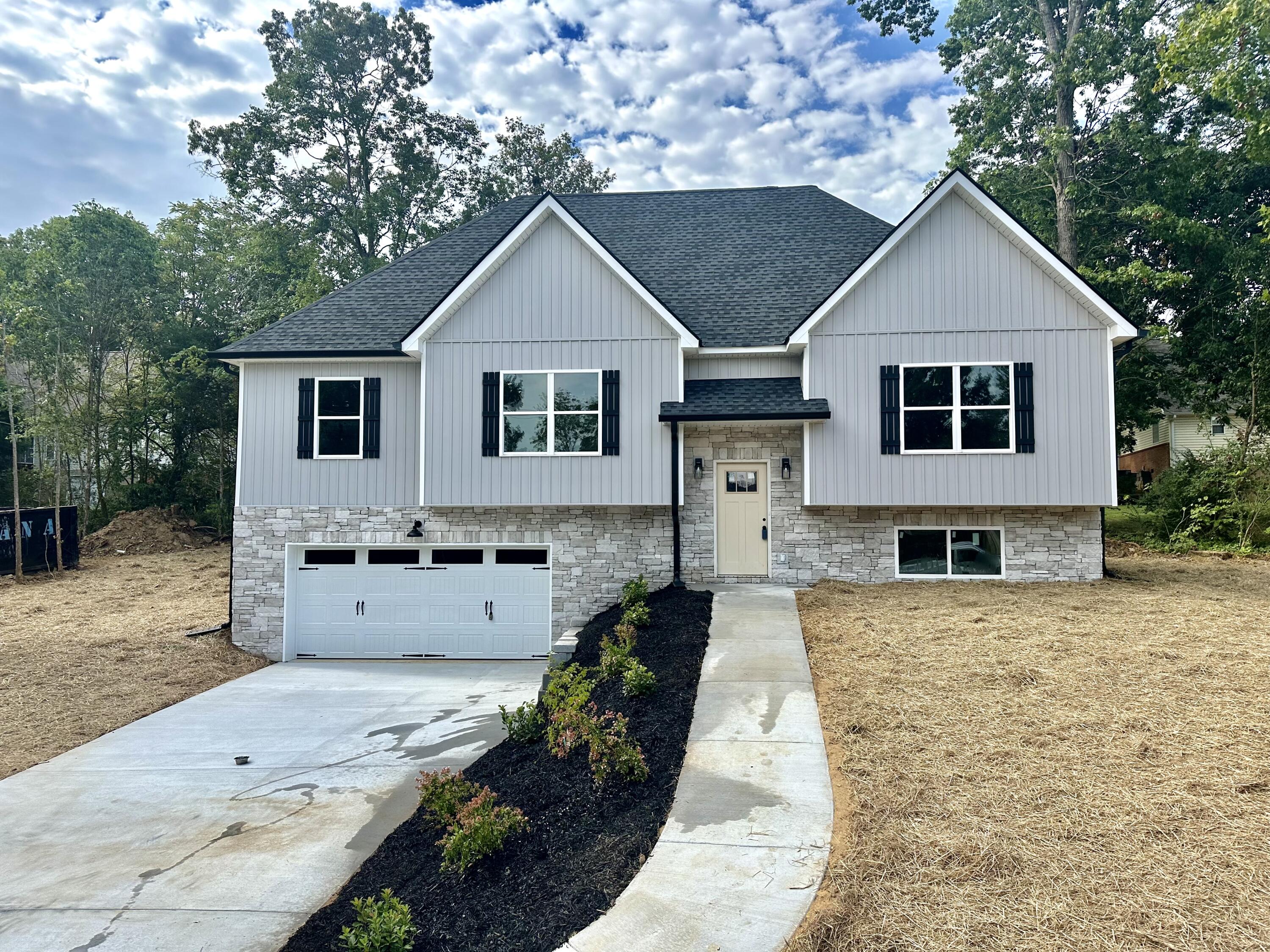 22 Primrose Lane, 422