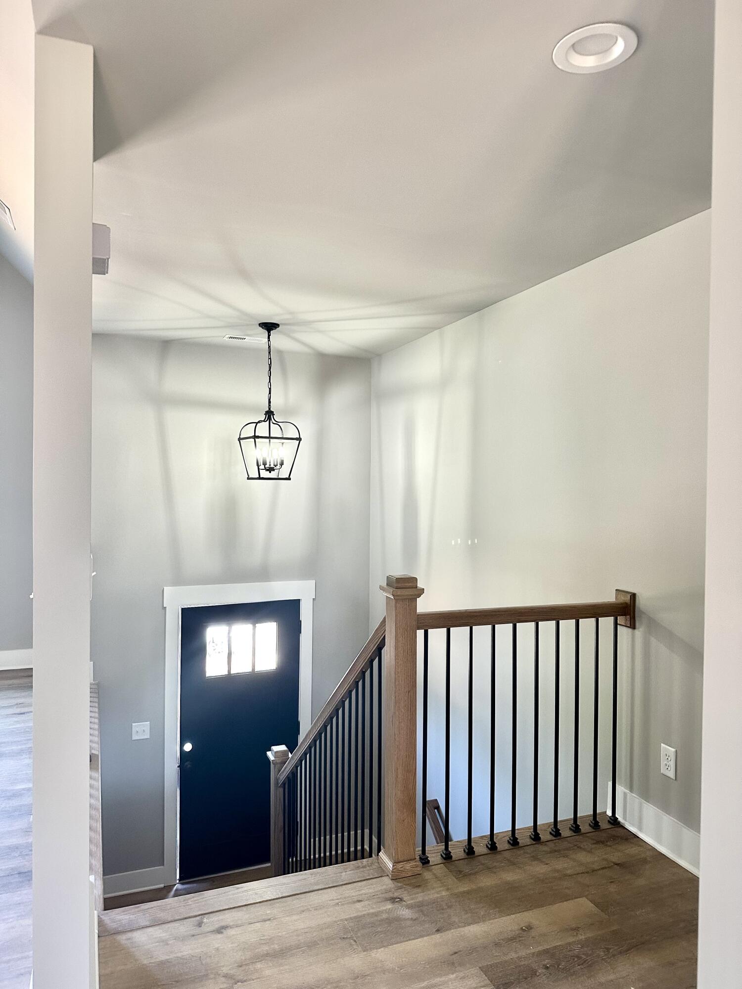 22 Primrose Lane, 422