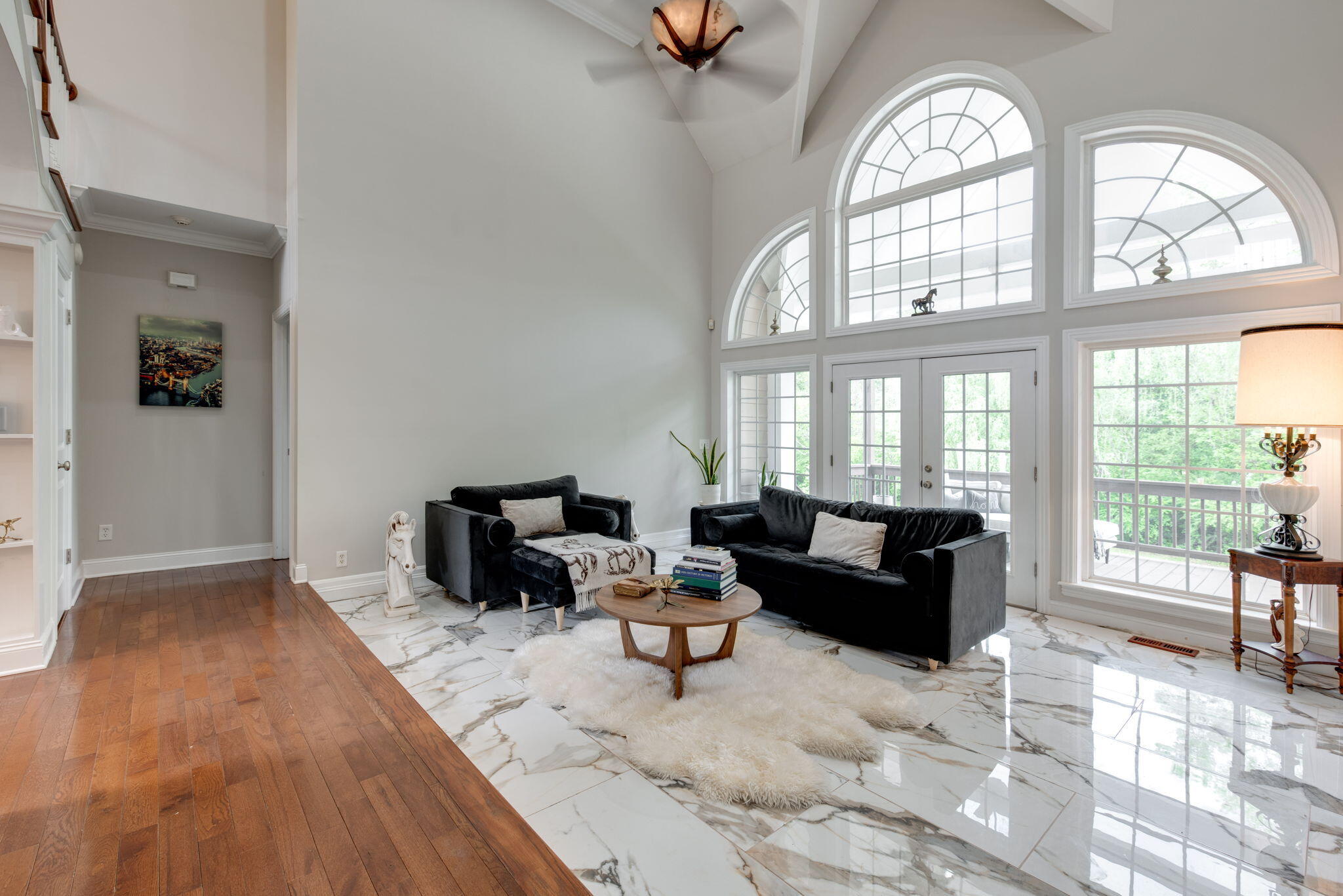 4037 Platinum Way