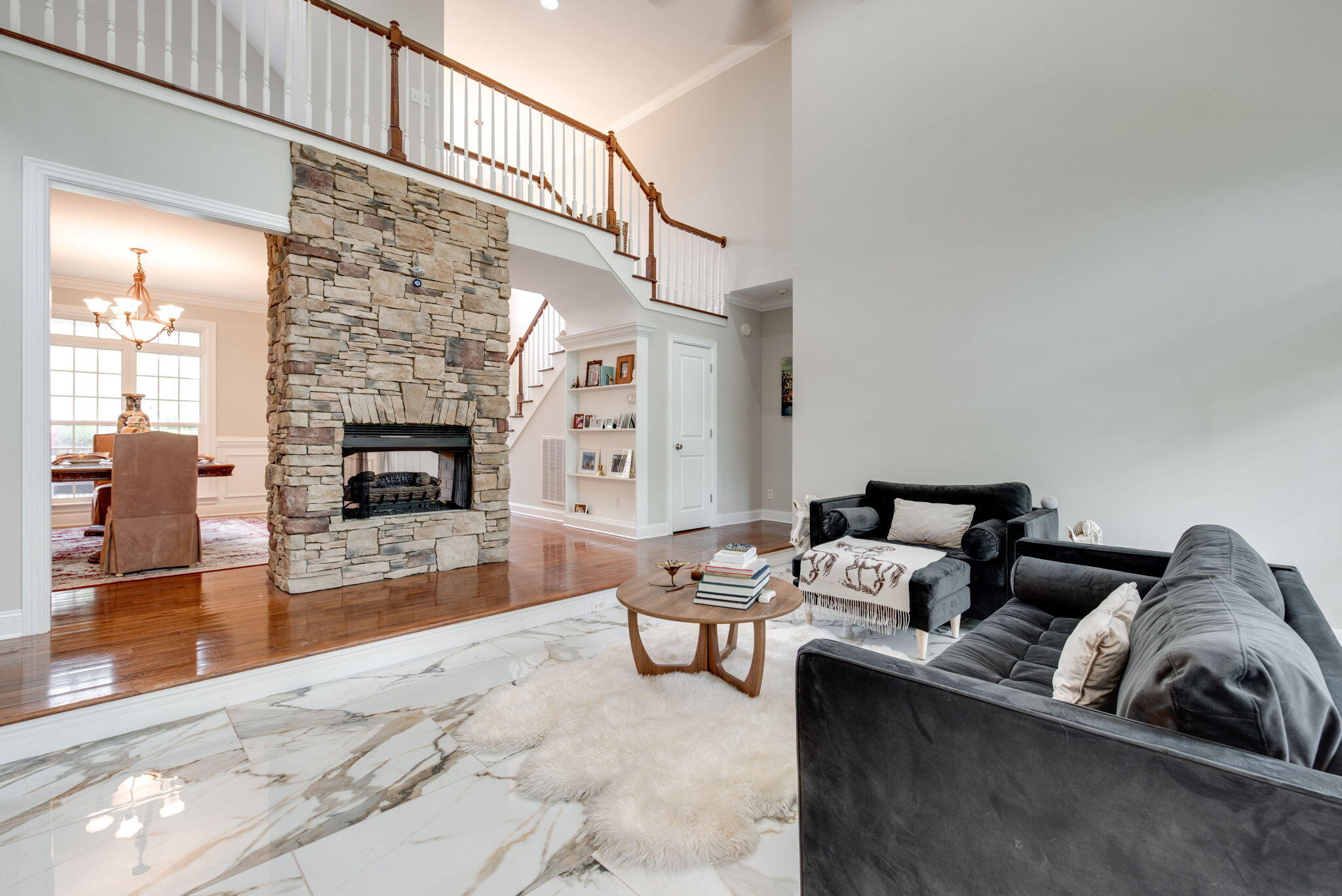 4037 Platinum Way