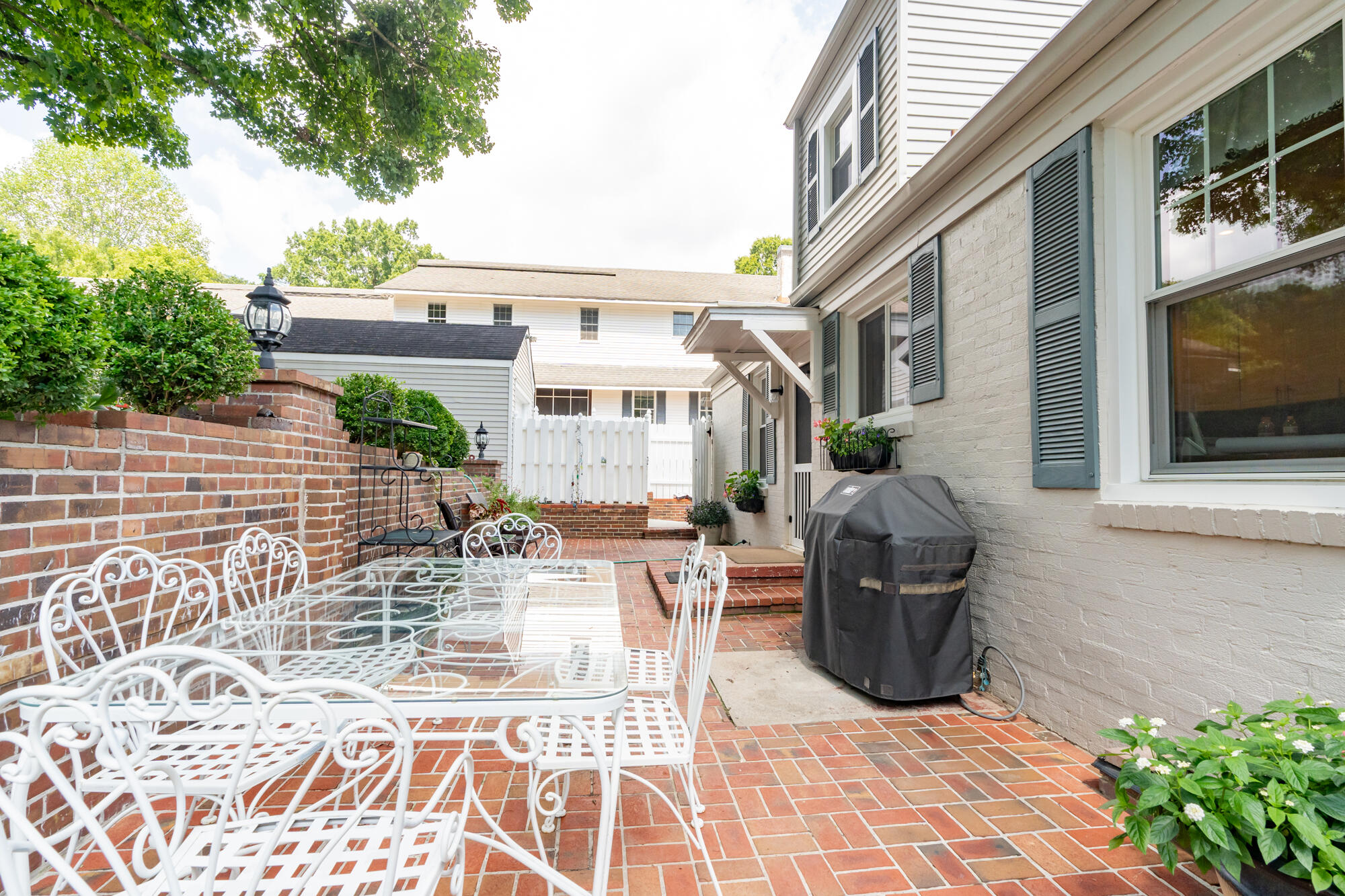 142 Ridgeside Road