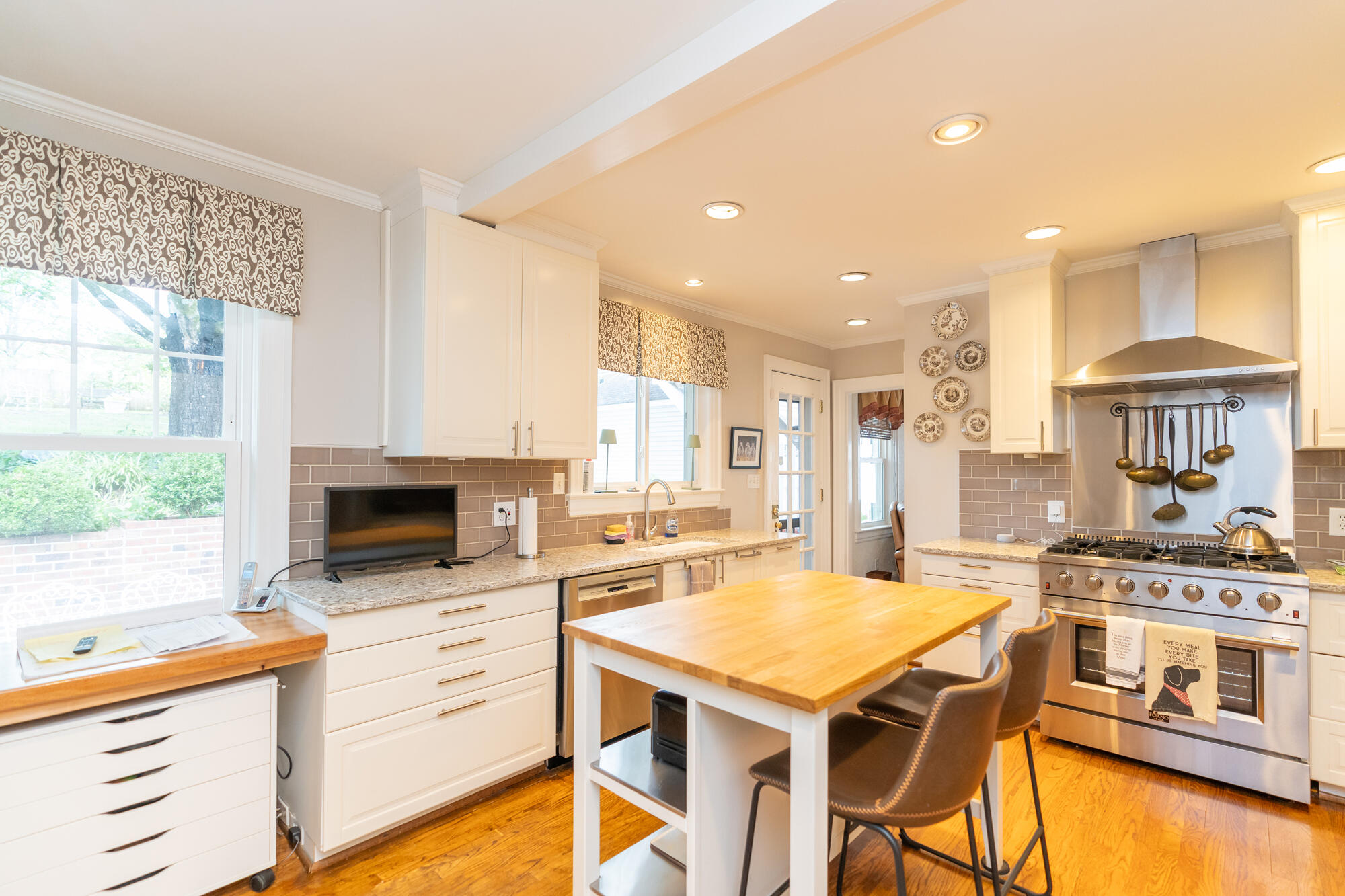 142 Ridgeside Road
