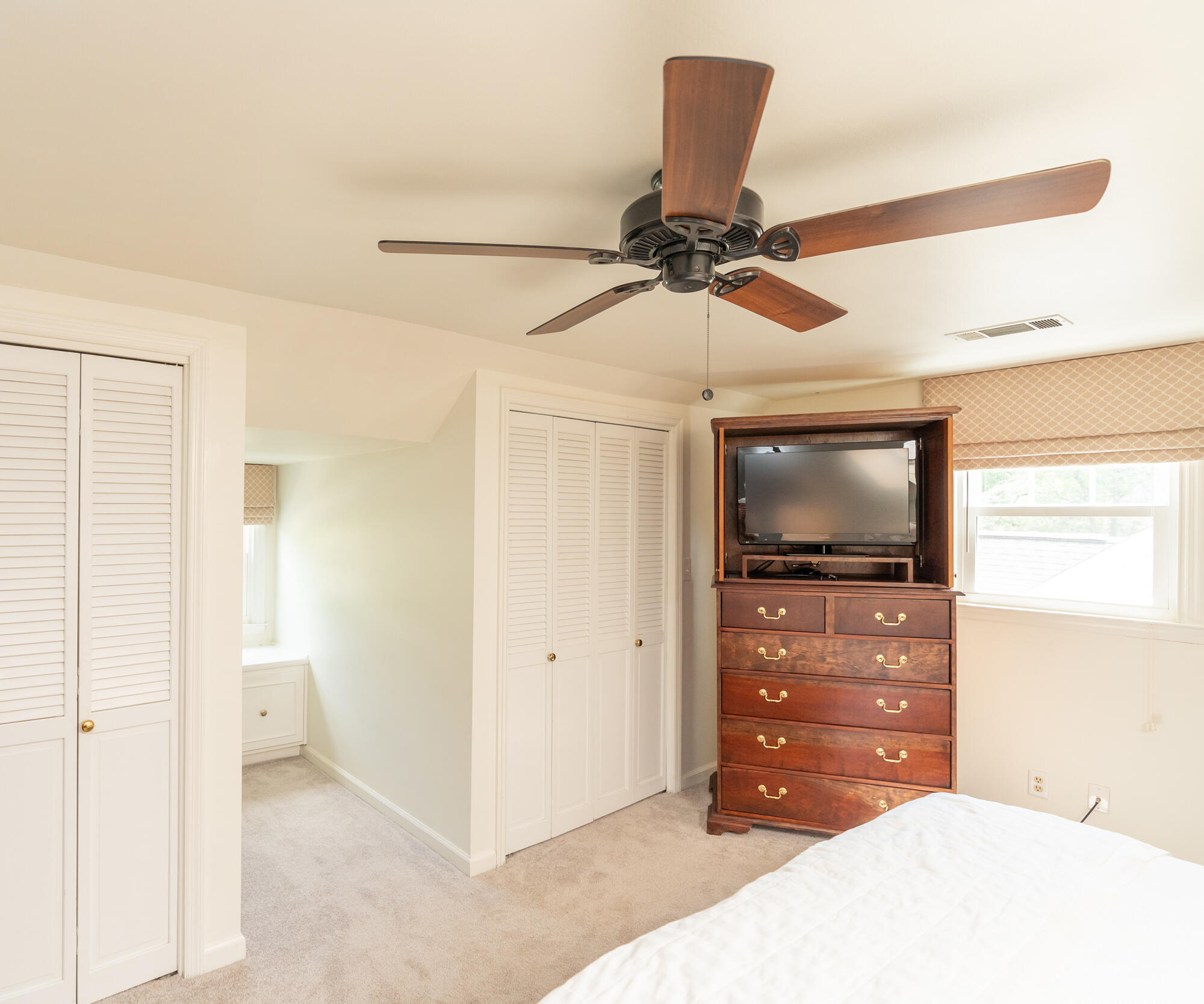 142 Ridgeside Road